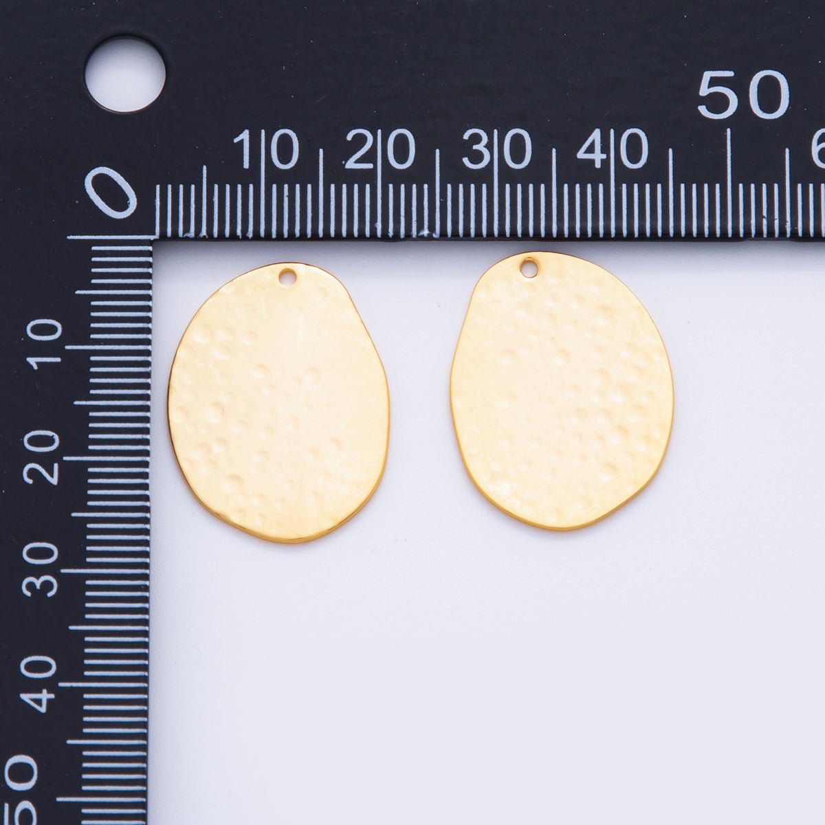 18K Gold Filled 25mm Dotted Hammered Oval Thin Charm Finding | Z1192 - DLUXCA