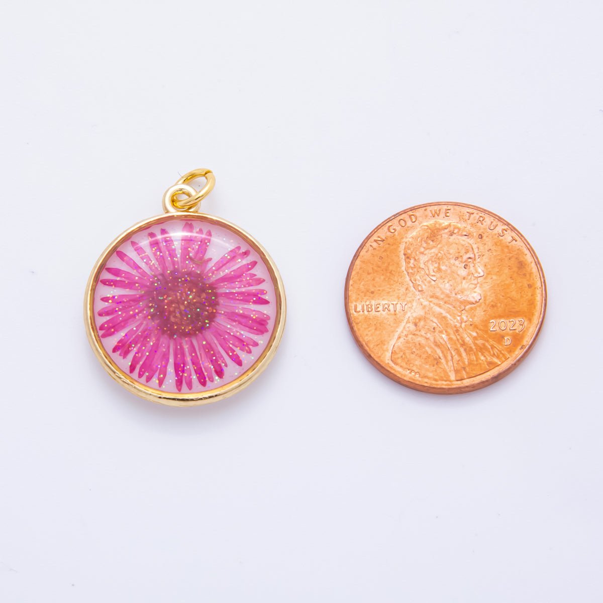 18K Gold Filled 25mm Resin Hot Pink Daisy Flower Charm | AH850 - DLUXCA