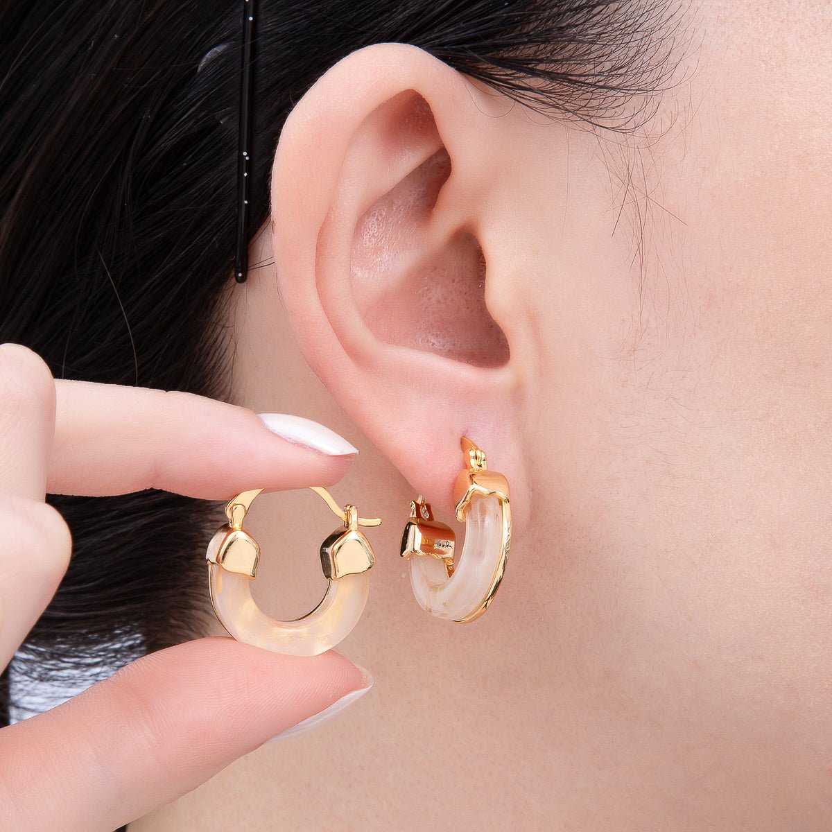 18K Gold Filled 25mm Resin Latch Hoop Earring | Earrings - 00281 ~ Earrings - 00286 - DLUXCA