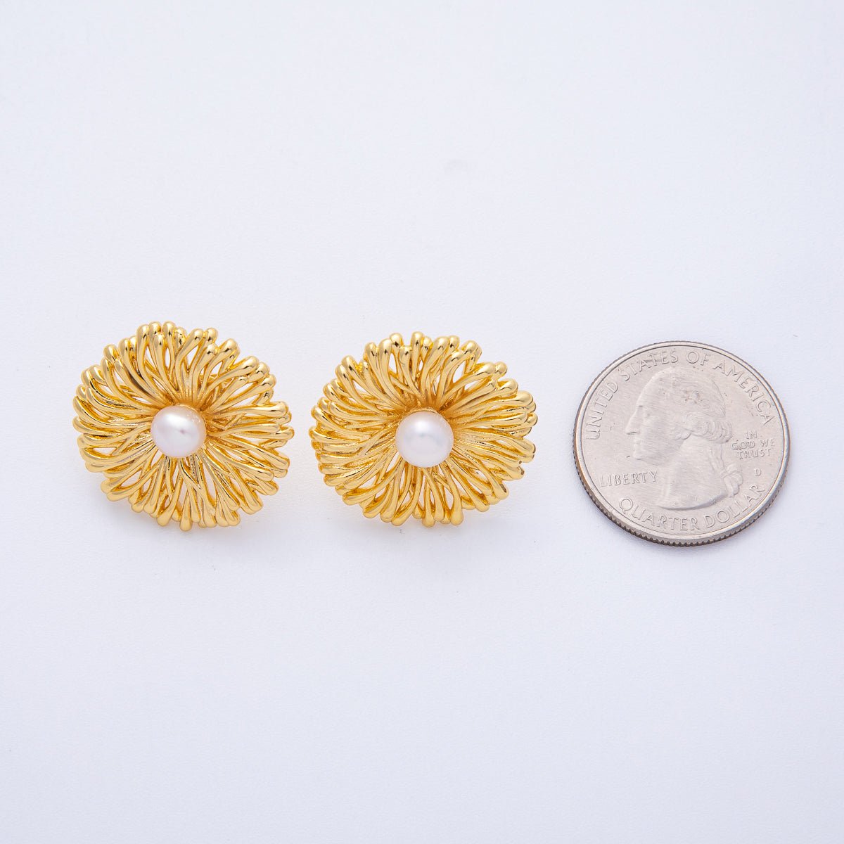 18K Gold Filled 25mm Shell Pearl Molten Flower Stud Earrings | AD1687 - DLUXCA