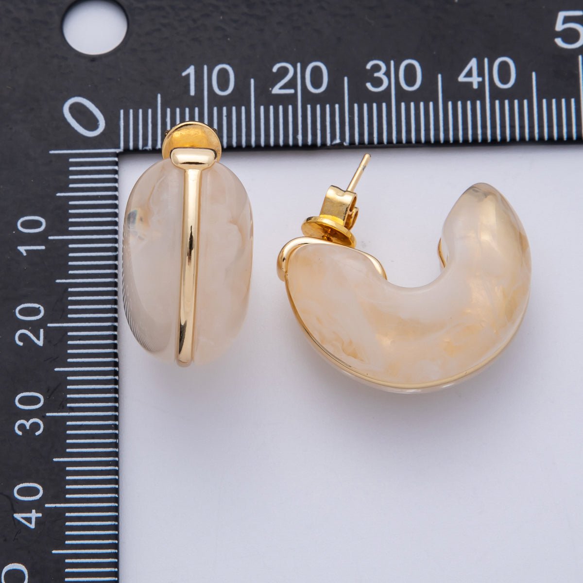 18K Gold Filled 25mm White, Blue, Black, Red, Beige, Brown Resin Chubby C - Shaped Hoop Earrings | Earrings - 00154 ~ Earrings - 00159 - DLUXCA