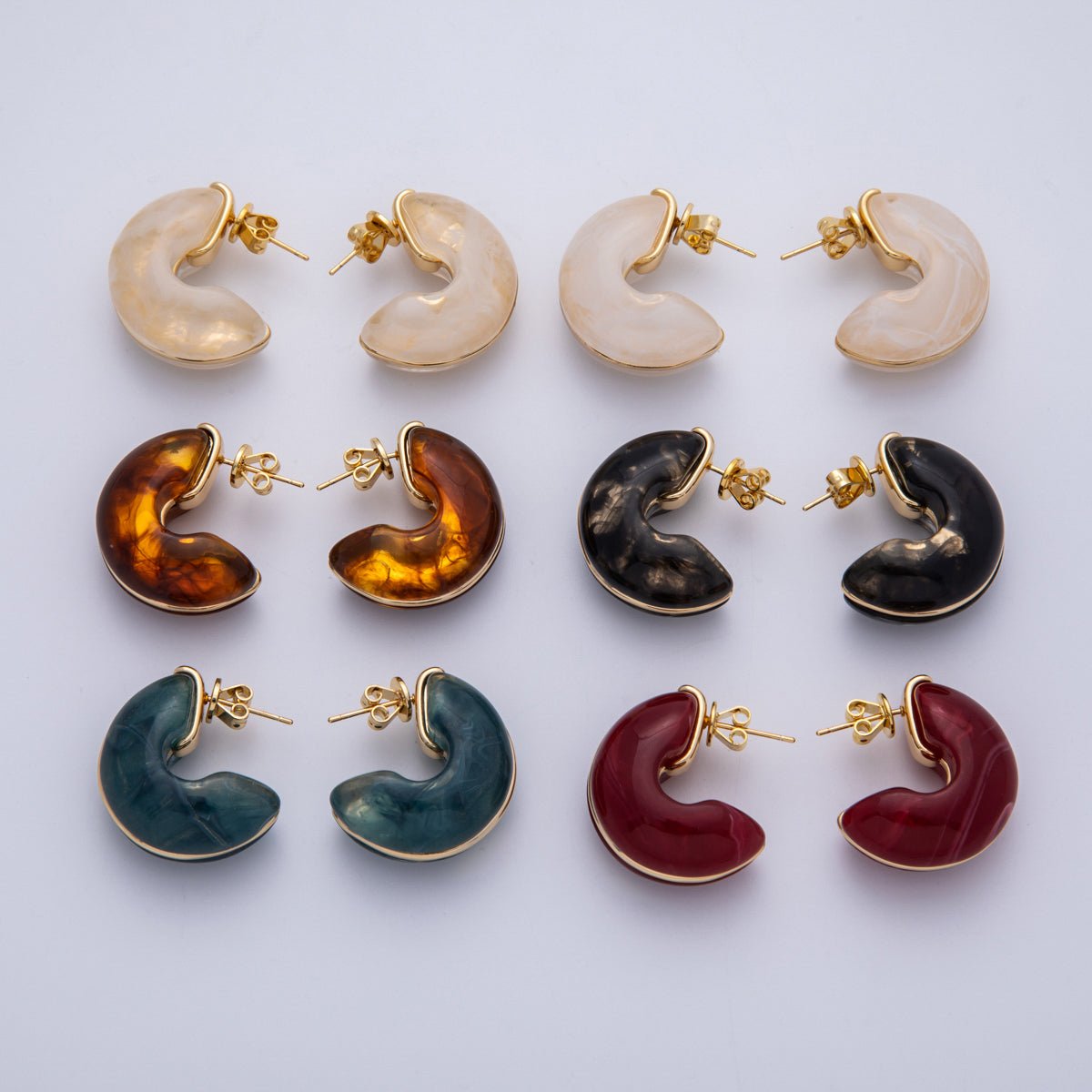 18K Gold Filled 25mm White, Blue, Black, Red, Beige, Brown Resin Chubby C - Shaped Hoop Earrings | Earrings - 00154 ~ Earrings - 00159 - DLUXCA