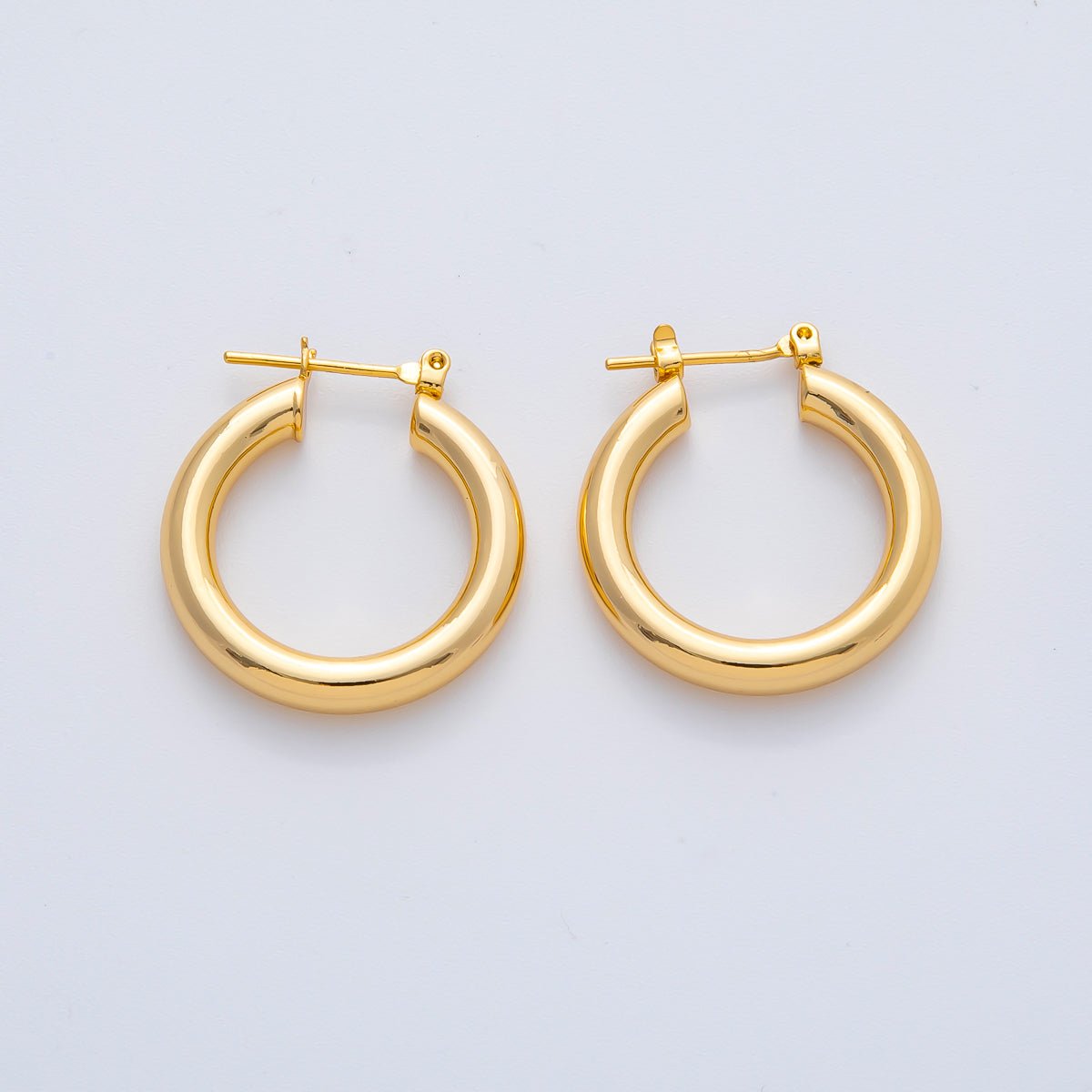 18K Gold Filled 28mm Minimalist Band Latch Hoop Earrings | AD1604 - DLUXCA