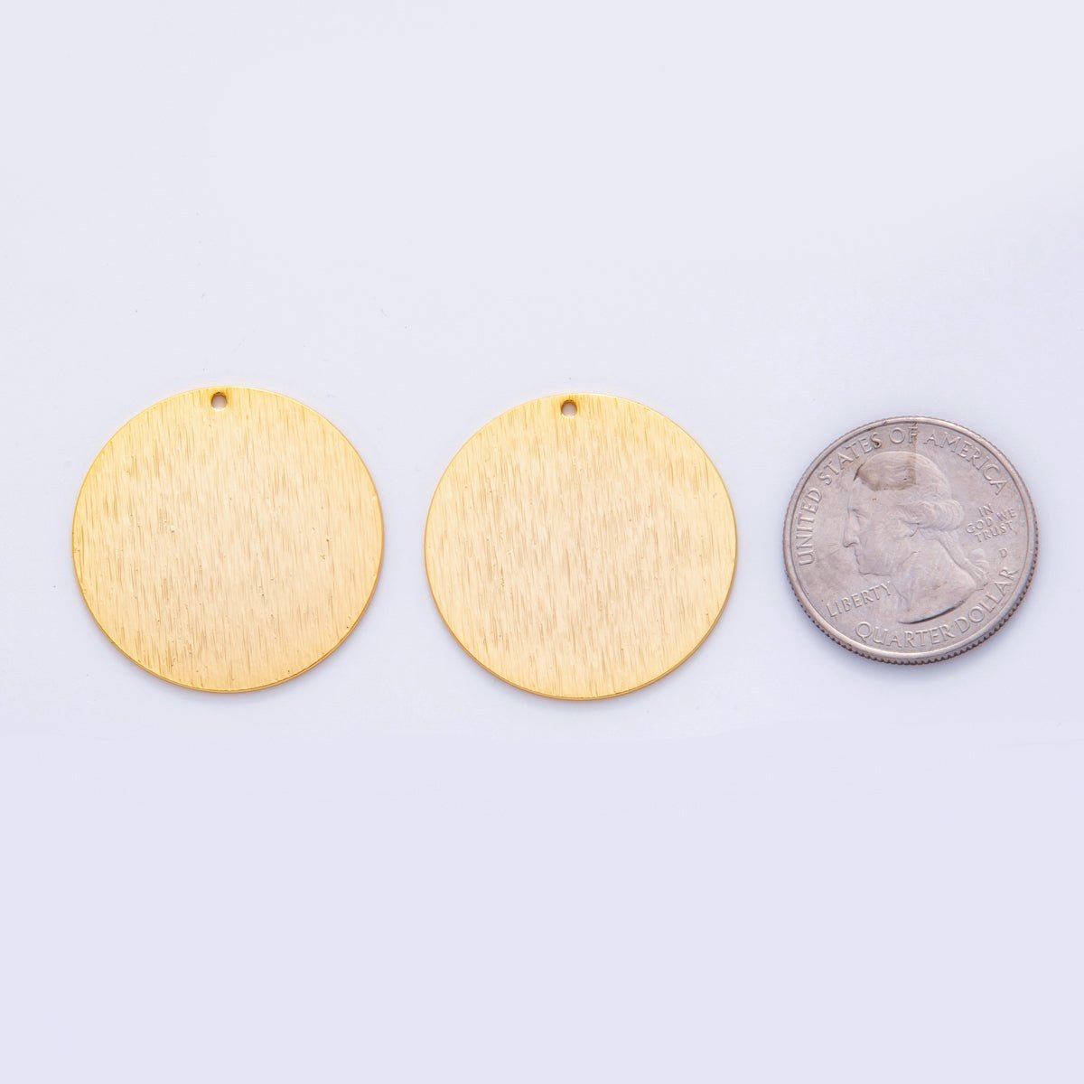 18K Gold Filled 30mm Lined Round Minimalist Thin Charm Finding | Z1190 - DLUXCA