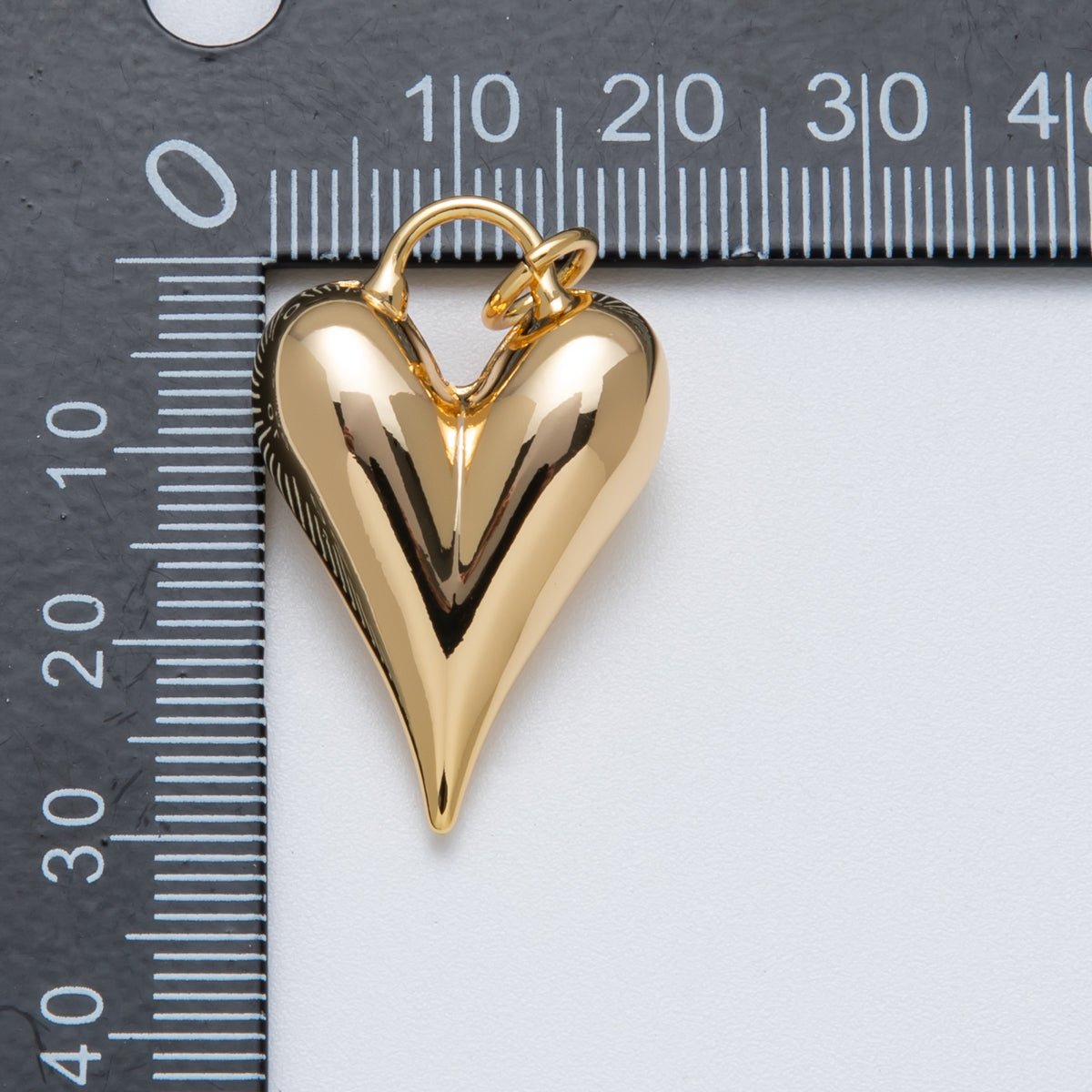 18K Gold Filled 31mm Plain Chubby Valentine Heart Charm | CHARMS - 00001 - DLUXCA