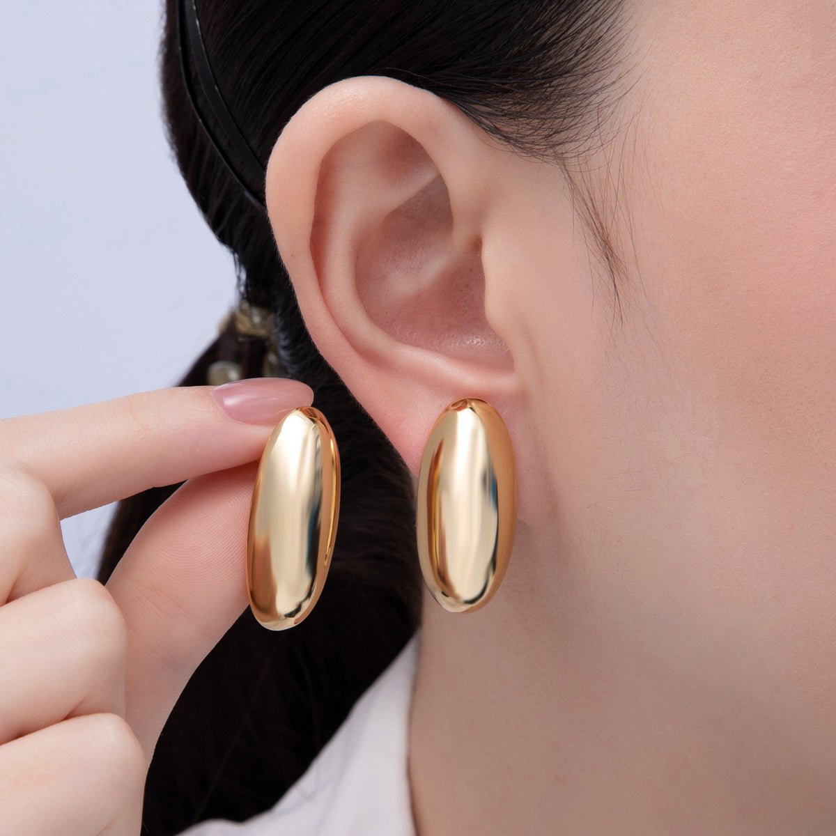 18K Gold Filled 33mm Oval Dome Stud Earrings | AE625 - DLUXCA
