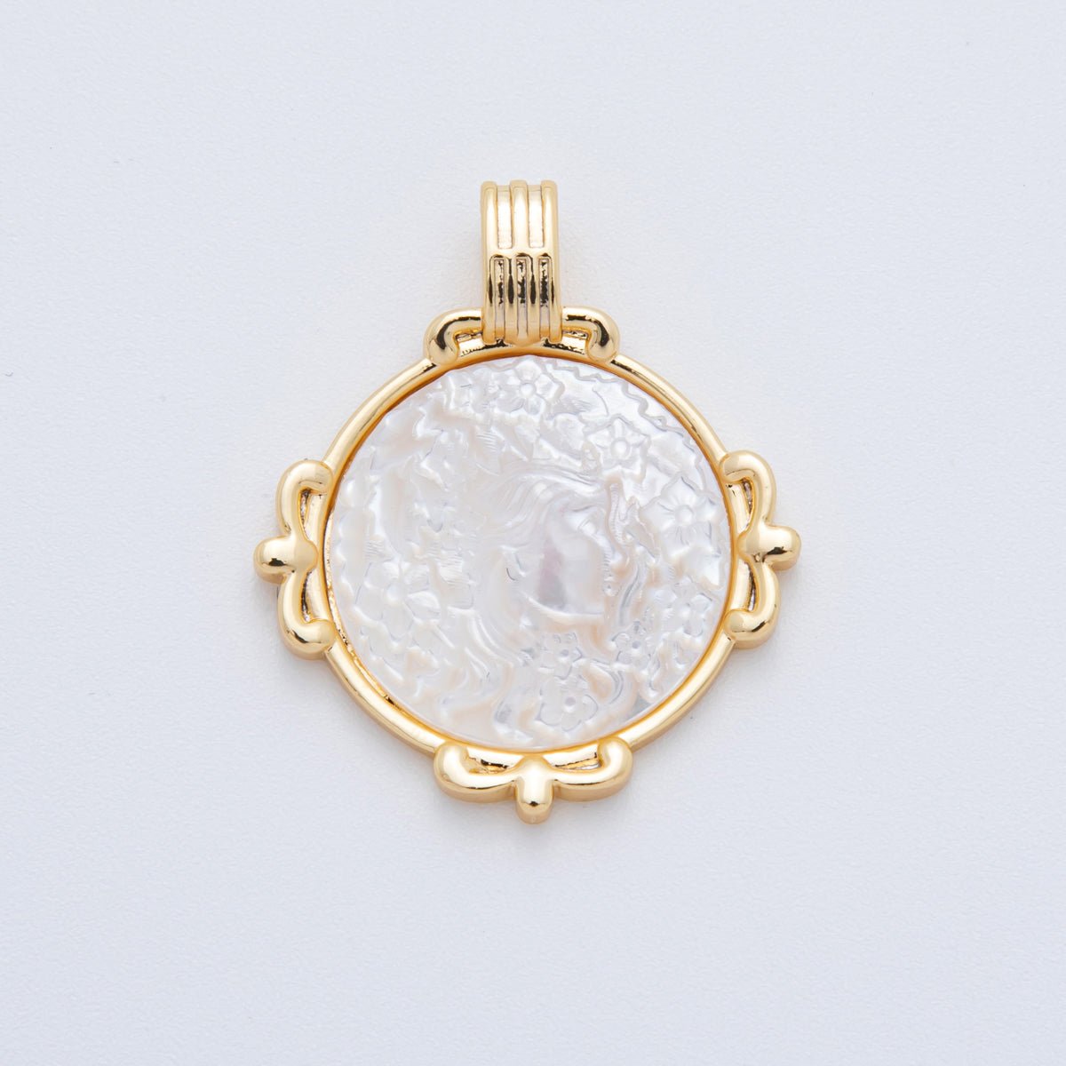 18K Gold Filled 33mm Shell Freshwater Pearl Round Medallion Pendant Charm in Ship / Flower Rose / Silhouette Woman in Shell Pearl or Abalone Pearl | AF829