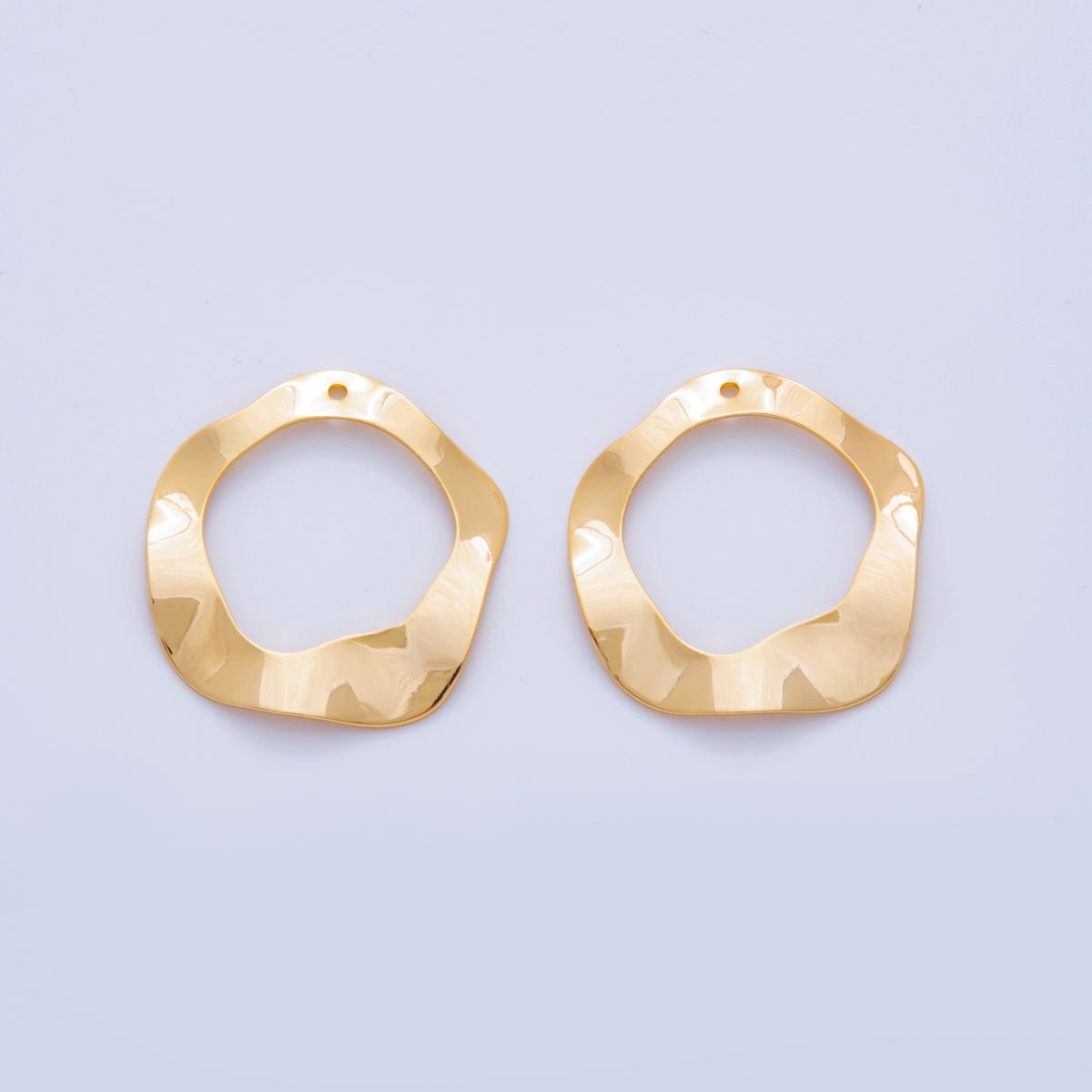 18K Gold Filled 35.5mm Hammered Abstract Donut Thin Charm Finding | Z1184 - DLUXCA