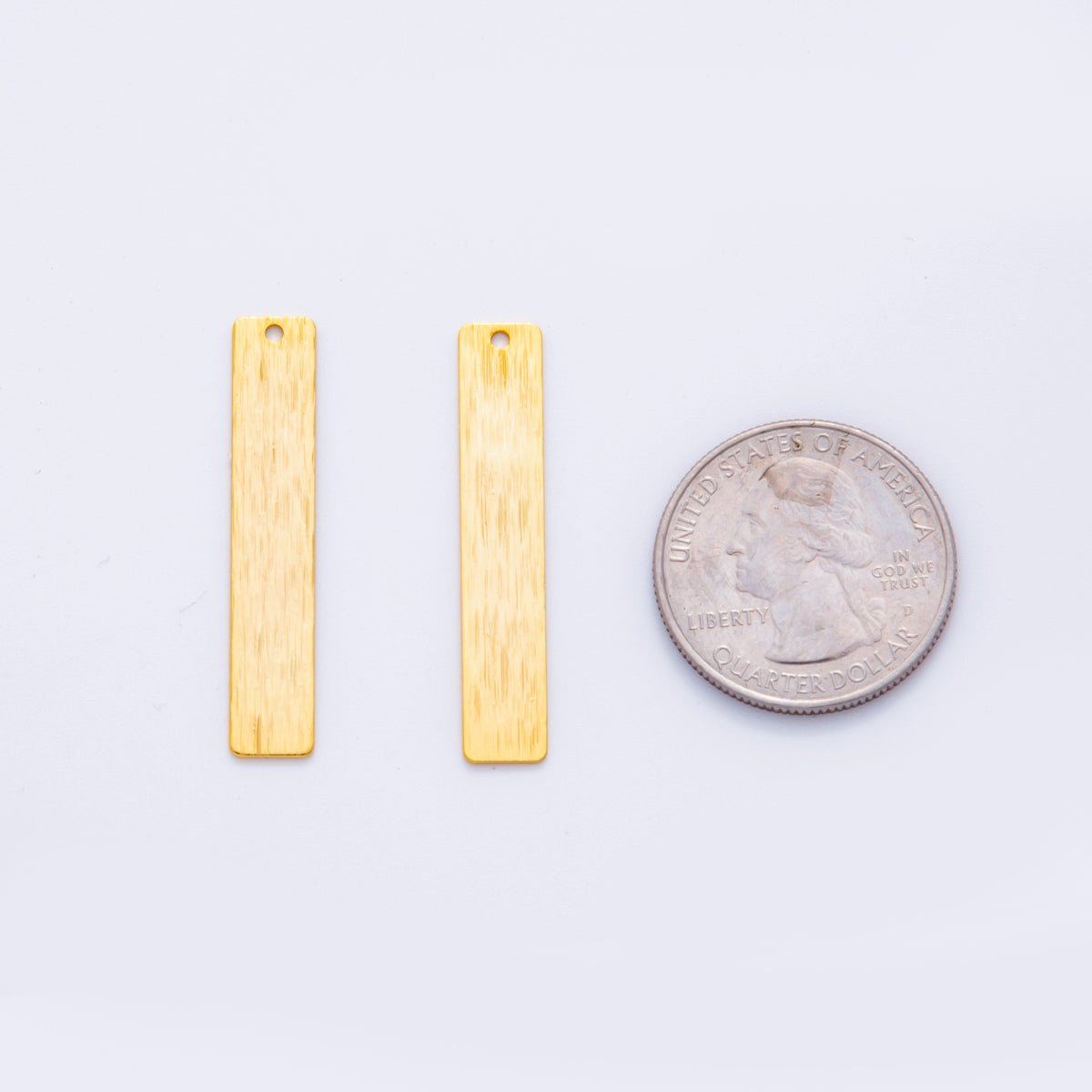 18K Gold Filled 36mm Lined Rectangular Bar Thin Charm Finding | Z1172 - DLUXCA