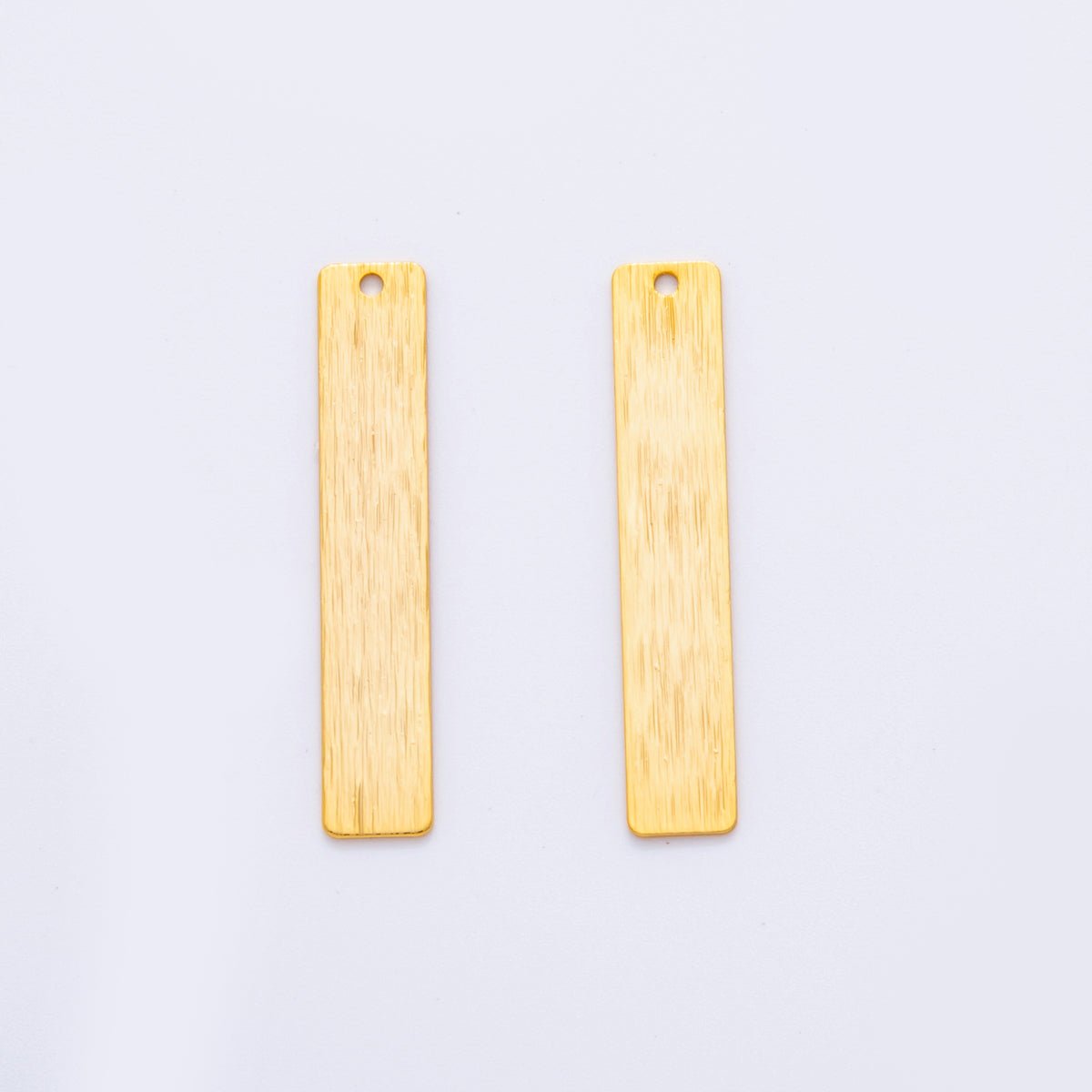 18K Gold Filled 36mm Lined Rectangular Bar Thin Charm Finding | Z1172 - DLUXCA