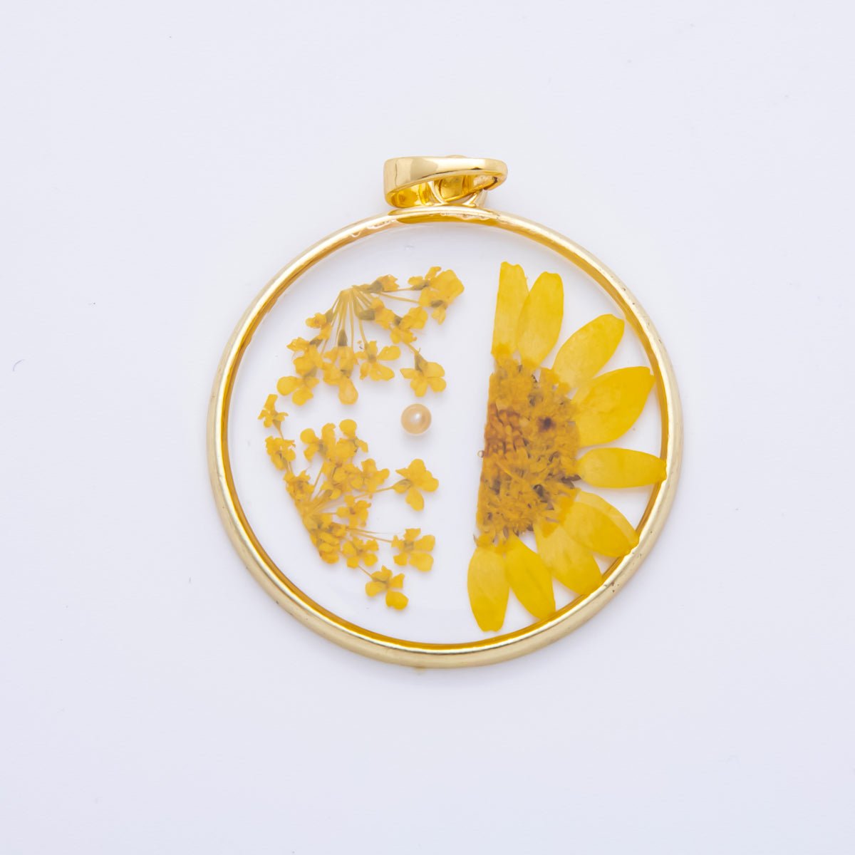 18K Gold Filled 39.5mm Resin Dried Flower Pendant | AH787 - AH792 - DLUXCA