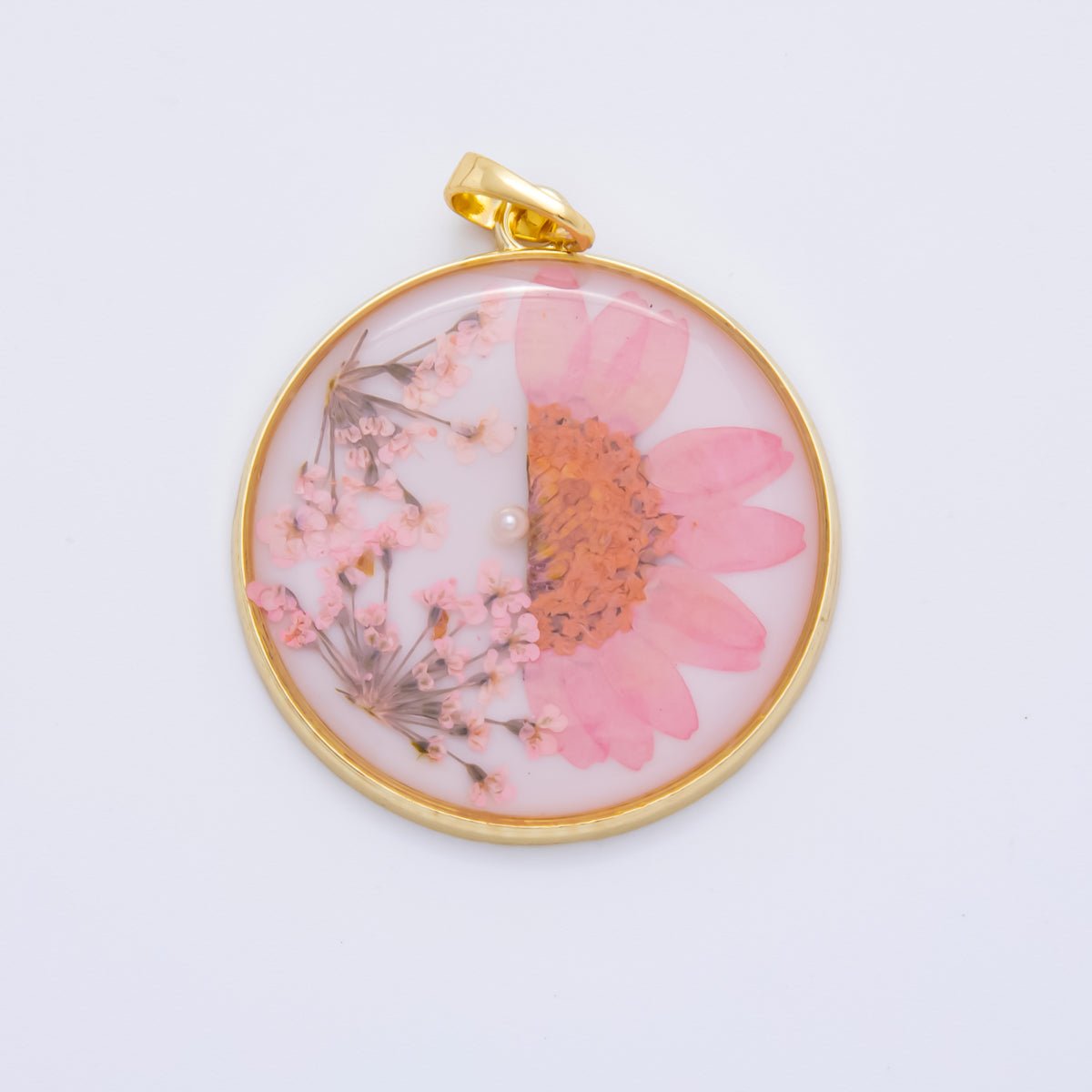 18K Gold Filled 39.5mm Resin Dried Flower Pendant | AH787 - AH792 - DLUXCA