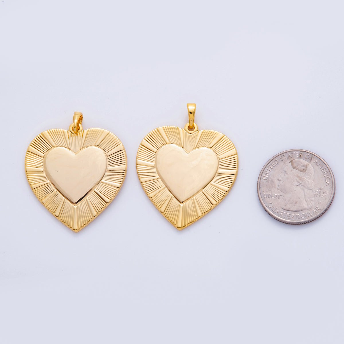18K Gold Filled 40.5mm Minimalist Sunburst Lined Heart Pendant | AH703 - DLUXCA