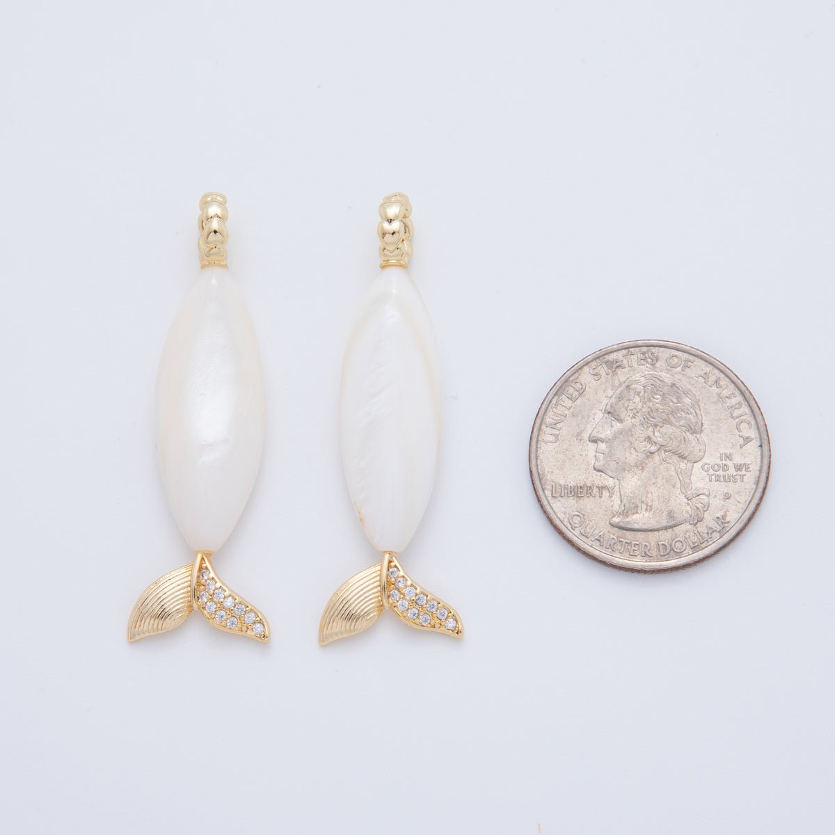 18K Gold Filled 45mm Freshwater Pearl Almond - Shaped Mermaid Tail Pearl Charm | AF619 - DLUXCA