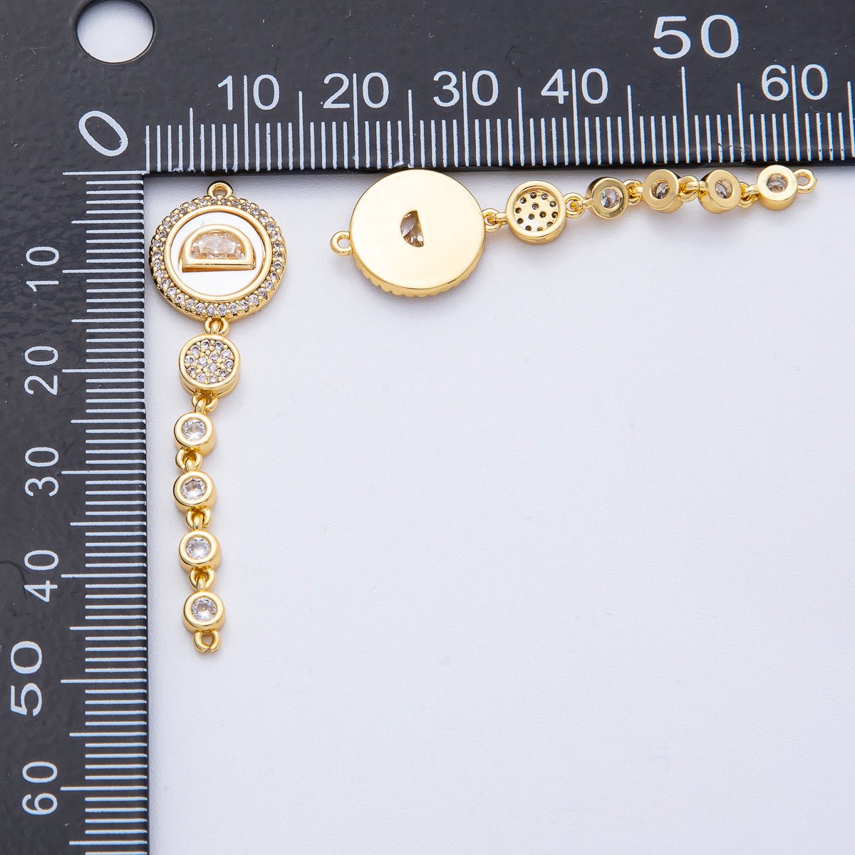 18K Gold Filled 47mm Shell Pearl Clear CZ Micro Paved Round Round Connector | Y172 - DLUXCA