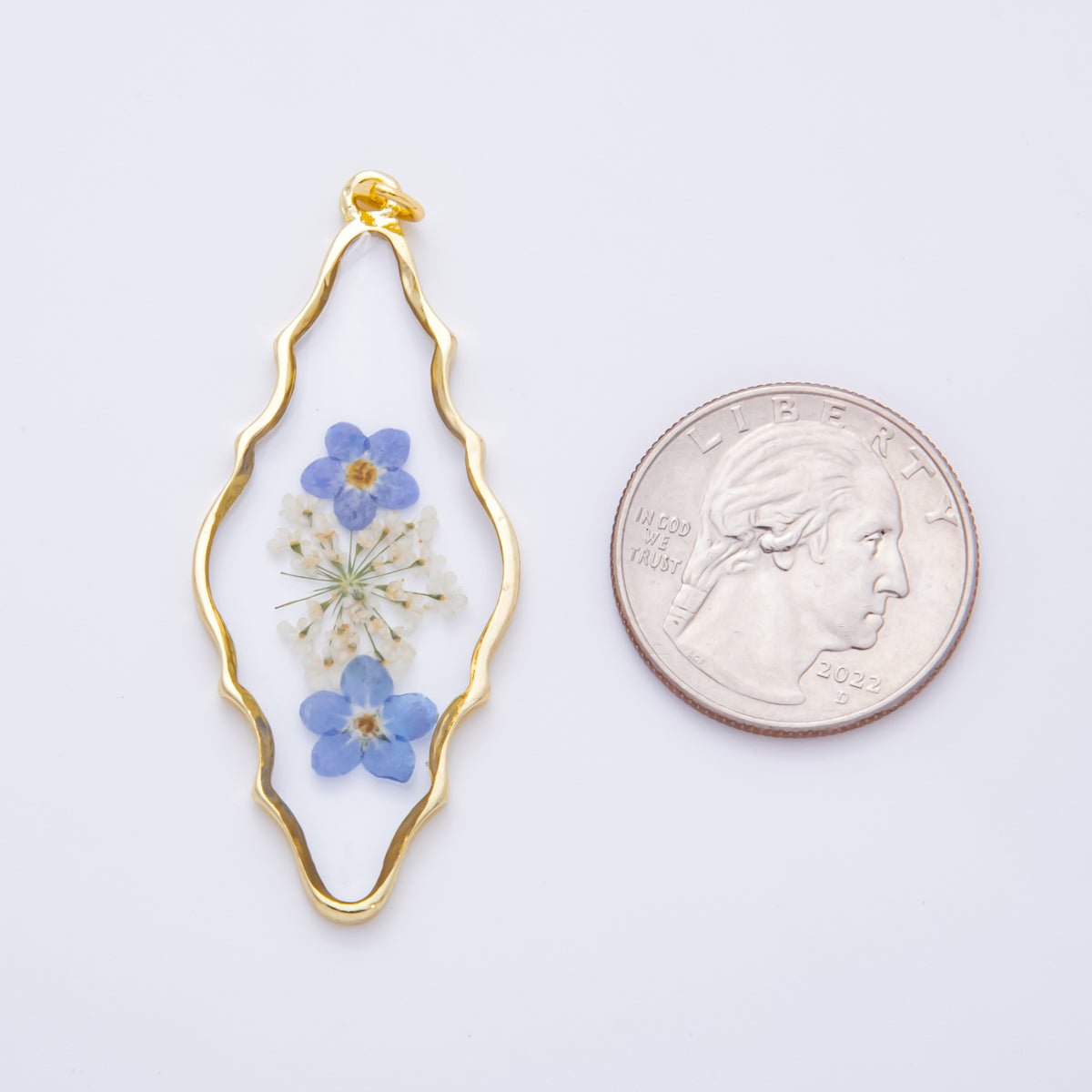 18K Gold Filled 54mm Resin Wavy Diamond - cut Blue Flowers Charm | AH849 - DLUXCA