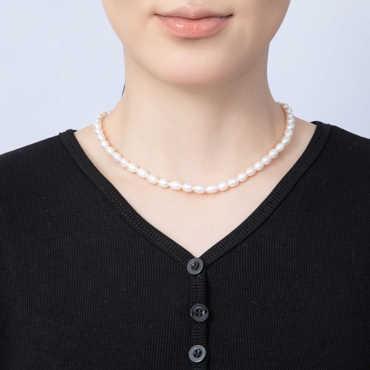 18K Gold Filled 6.4mm White Freshwater Pearl Button 15 Inch Choker Necklace | WA - 4054 - DLUXCA