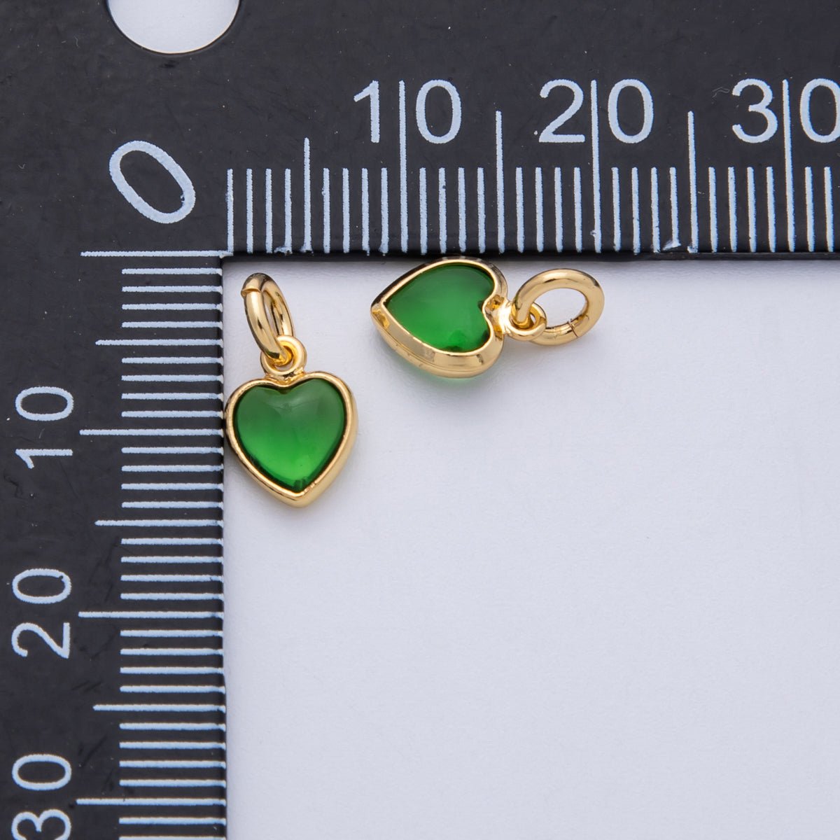 18K Gold Filled 9mm Emerald Green CZ Mini Heart Pendant | Charms - 00139 - DLUXCA