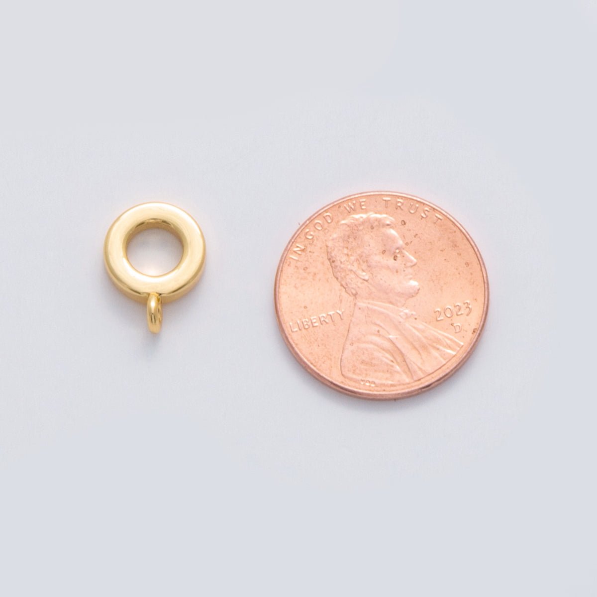 18K Gold Filled 9mm Minimalist Open Round Charm Finding | Z1163 - DLUXCA