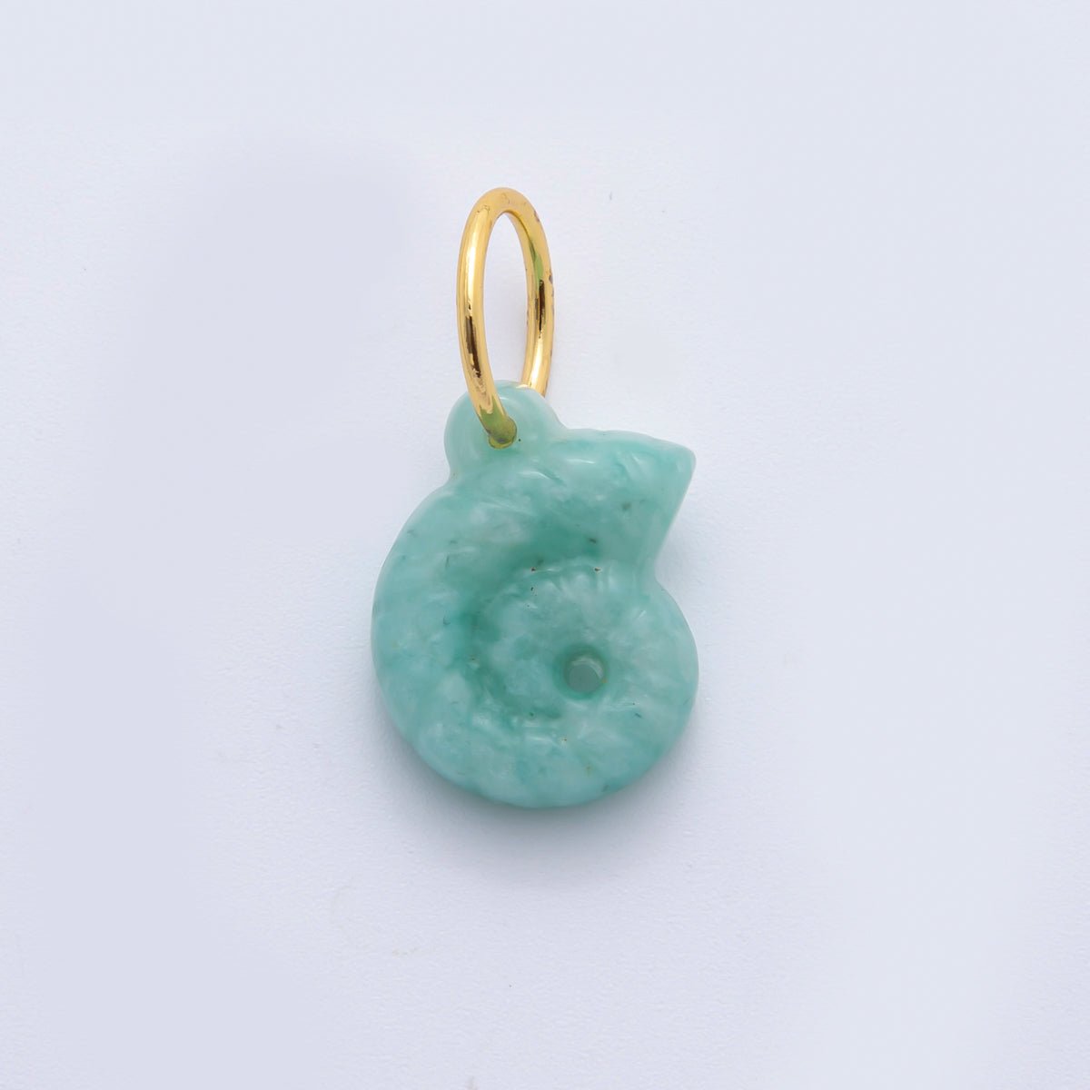 18K Gold Filled Amethyst, Quartz, Labradorite Conch Sea Shell Drop Charm | C548 C606 C612 - DLUXCA