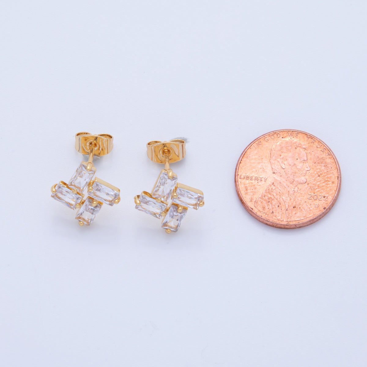 18K Gold Filled Baguette CZ Four Sides Rectangular Stud Earrings | AI374 - DLUXCA