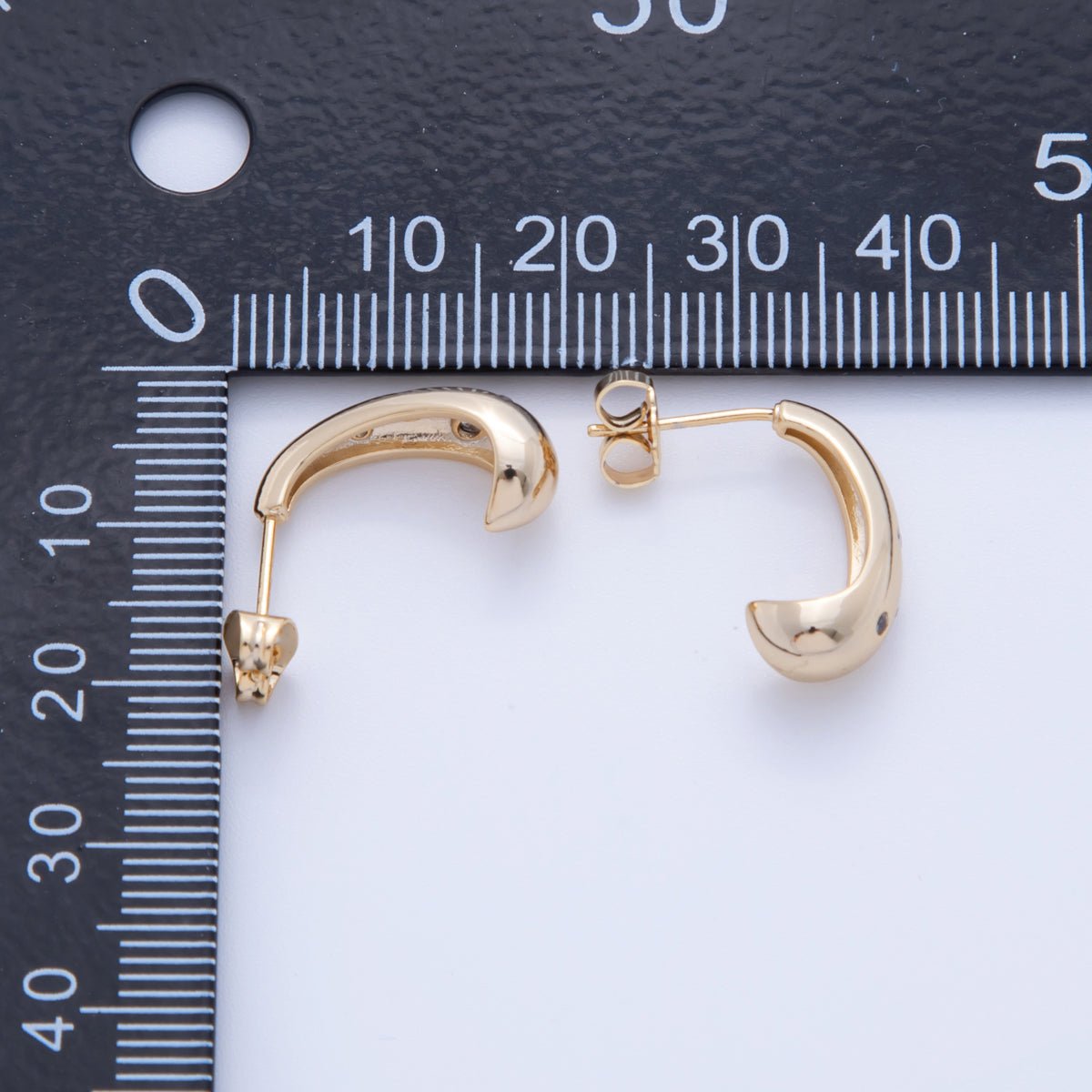 18K Gold Filled Clear CZ Dotted Dome J - Shaped Hoop Earrings | AI355 - DLUXCA