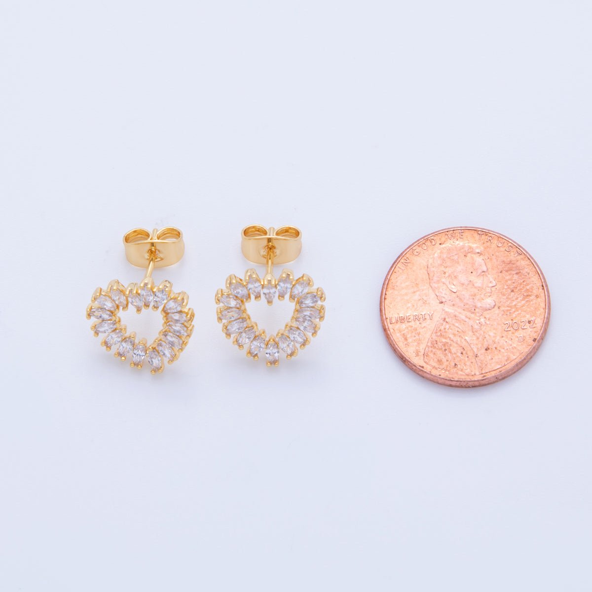 18K Gold Filled Clear CZ Marquise Open Heart Stud Earrings | AI354 - DLUXCA