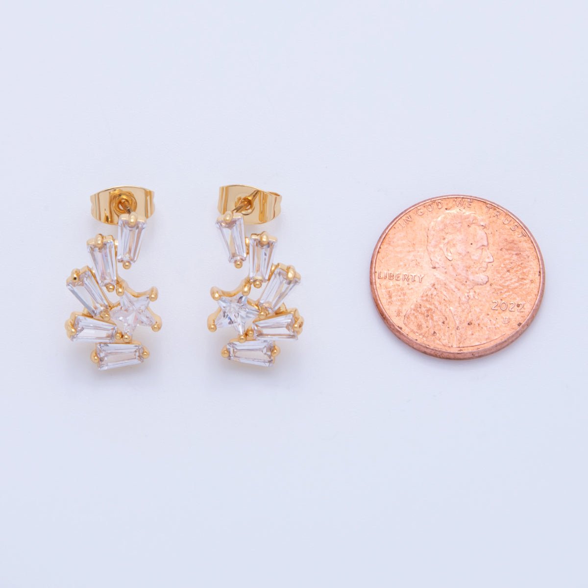 18K Gold Filled Clear CZ Star Baguette Stud Earrings | Q020 - DLUXCA