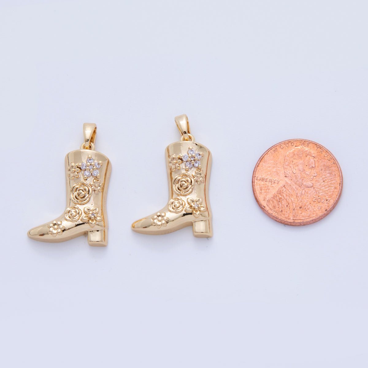 18K Gold Filled CZ Flower Western Cowboy Boots Pendant | AH740 - DLUXCA