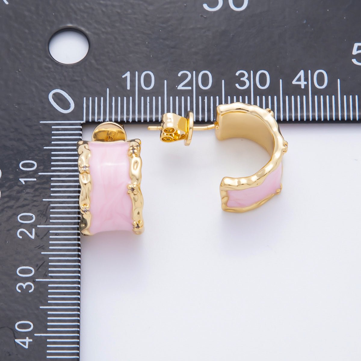 18K Gold Filled Enamel Geometric Curve C - Hoops Earrings in White, Blue, & Pink | AJ198 - AJ200 - DLUXCA