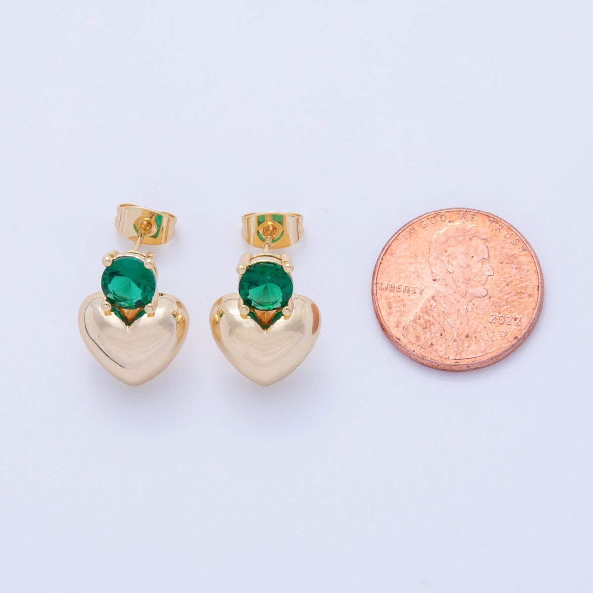 18K Gold Filled Green CZ Heart Stud Earrings | AI361 - DLUXCA