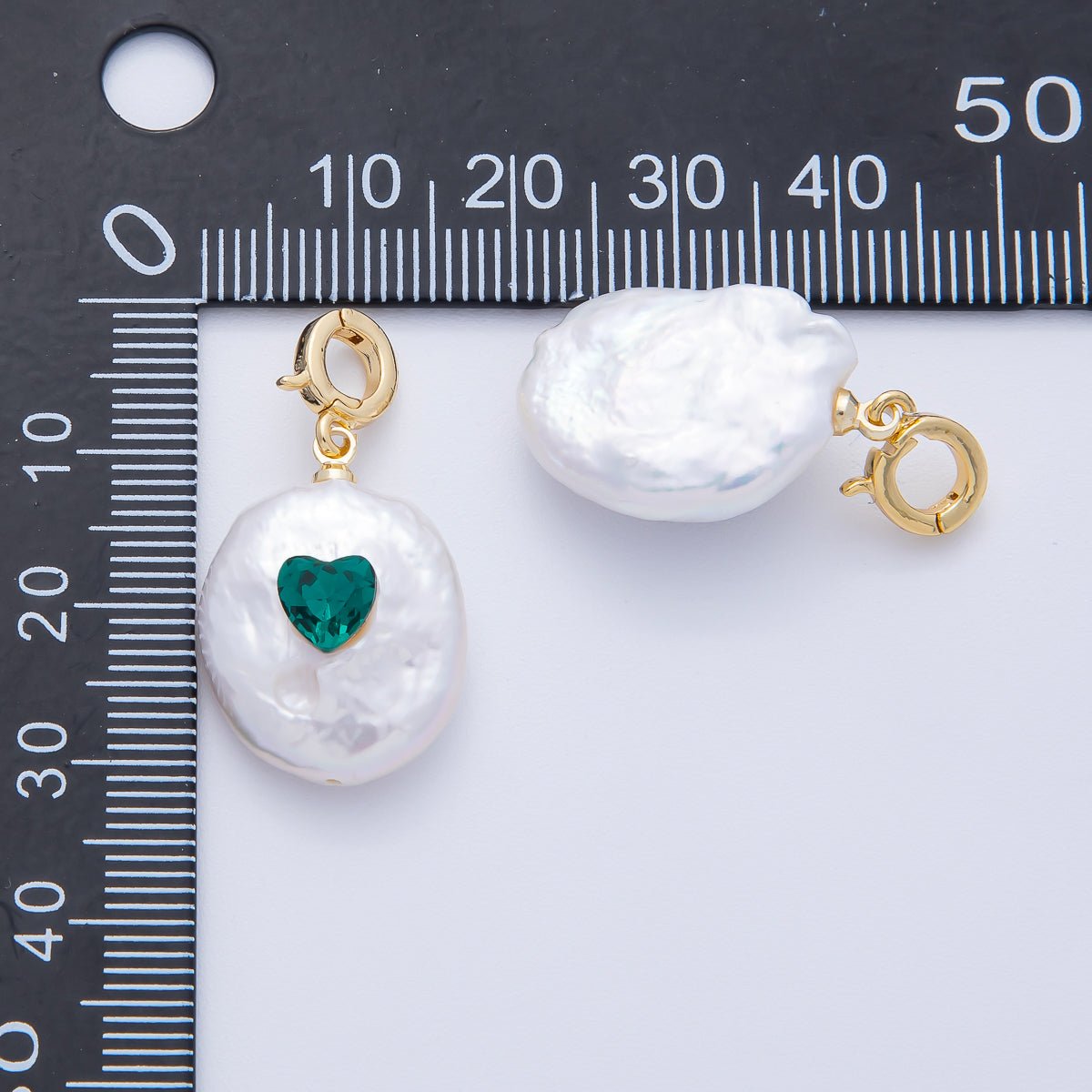 18K Gold Filled Green, Red Heart CZ Shell Pearl Snap Latch Pendant | AF640 - DLUXCA