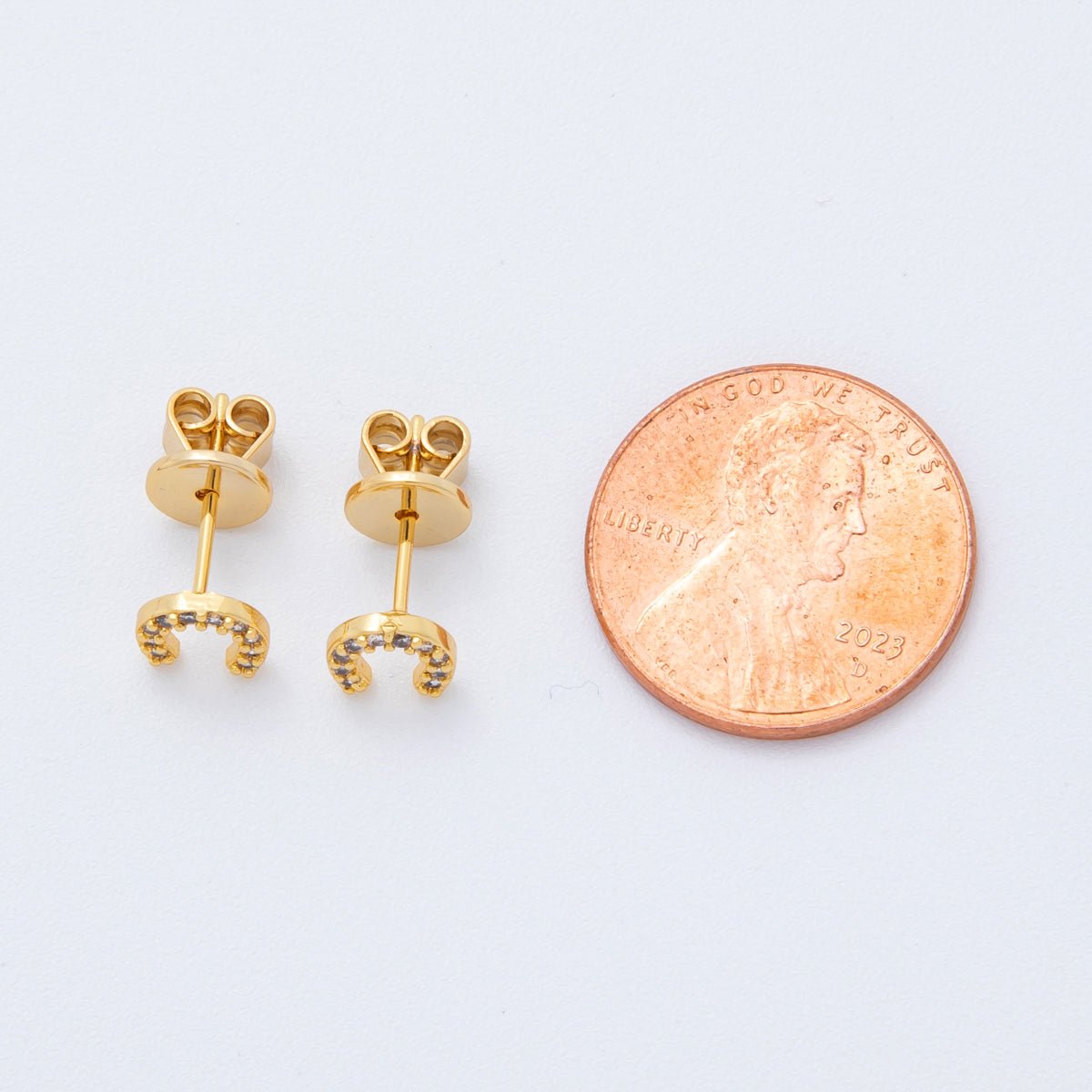 18K Gold Filled Lucky Horse Shoe Micro Paved Mini Studs Earrings | AJ178 - DLUXCA