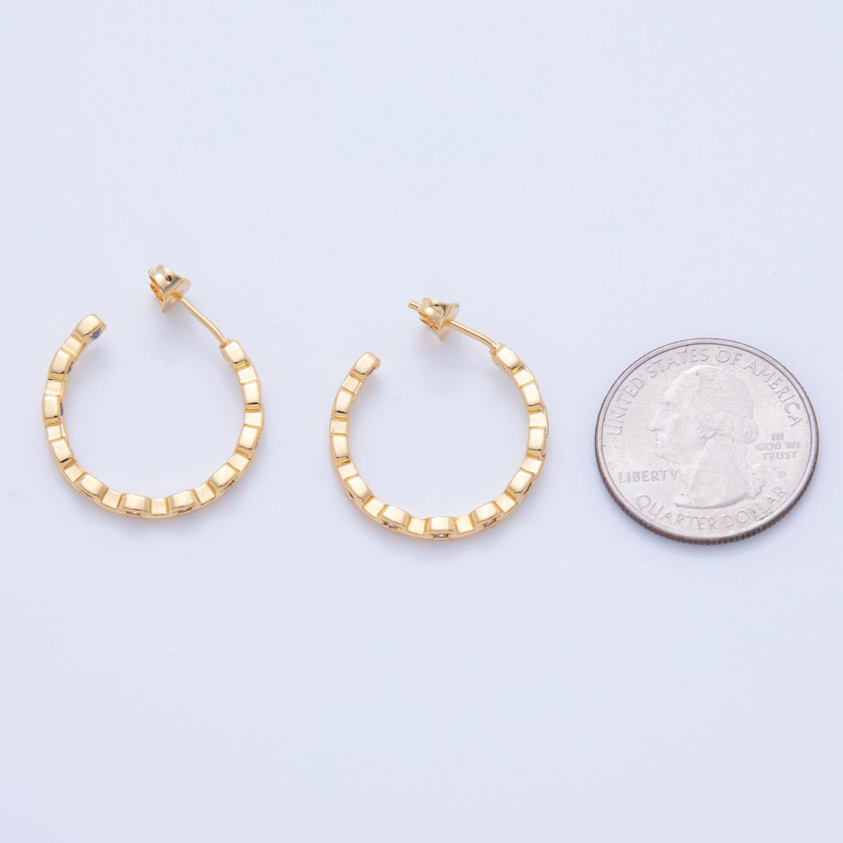 18K Gold Filled Micro Paved CZ Curb Link Chain C - Shaped Hoop Earrings | AI403 - DLUXCA