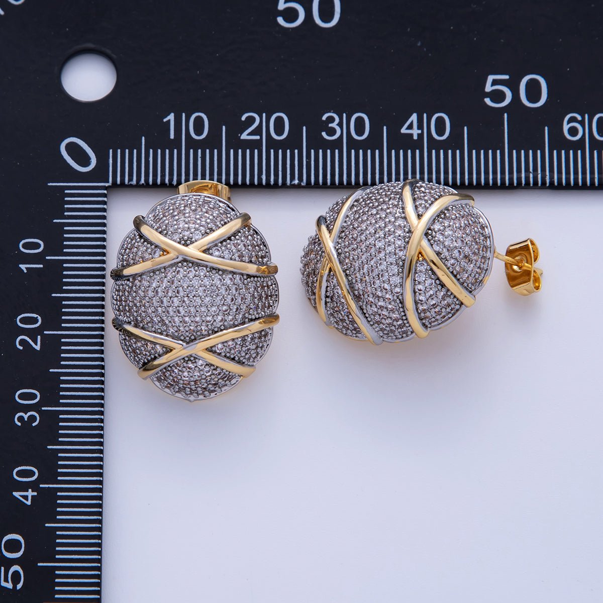 18K Gold Filled Micro Paved CZ Woven Round Mixed Metal Stud Earrings | AI436 - DLUXCA