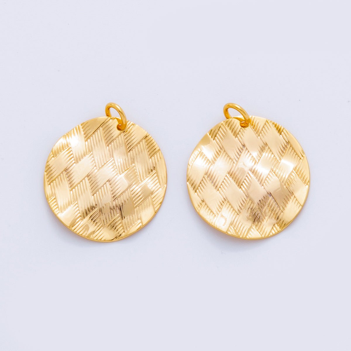 18K Gold Filled Quilted Woven Hammered Round Charm | X762 - DLUXCA