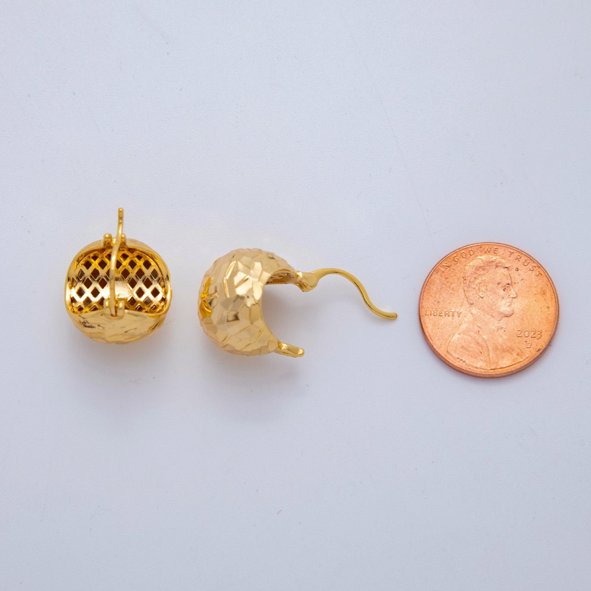 18K Gold Filled Textured Dome Hinged Hoop Earrings in Gold & Silver | AI406 - DLUXCA