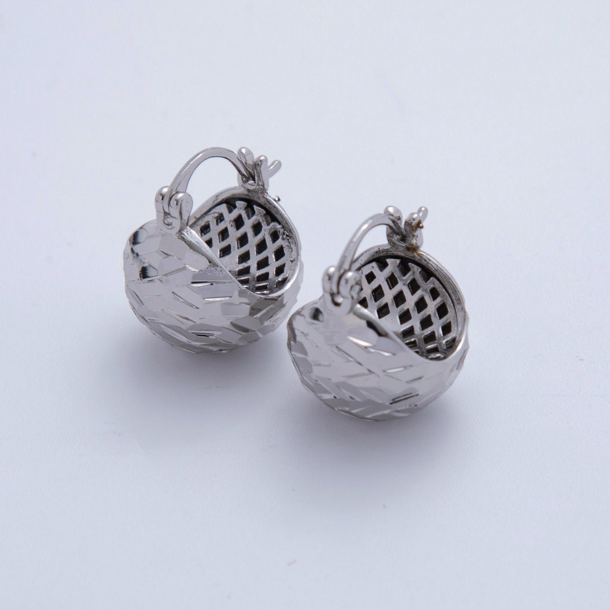 18K Gold Filled Textured Dome Hinged Hoop Earrings in Gold & Silver | AI406 - DLUXCA