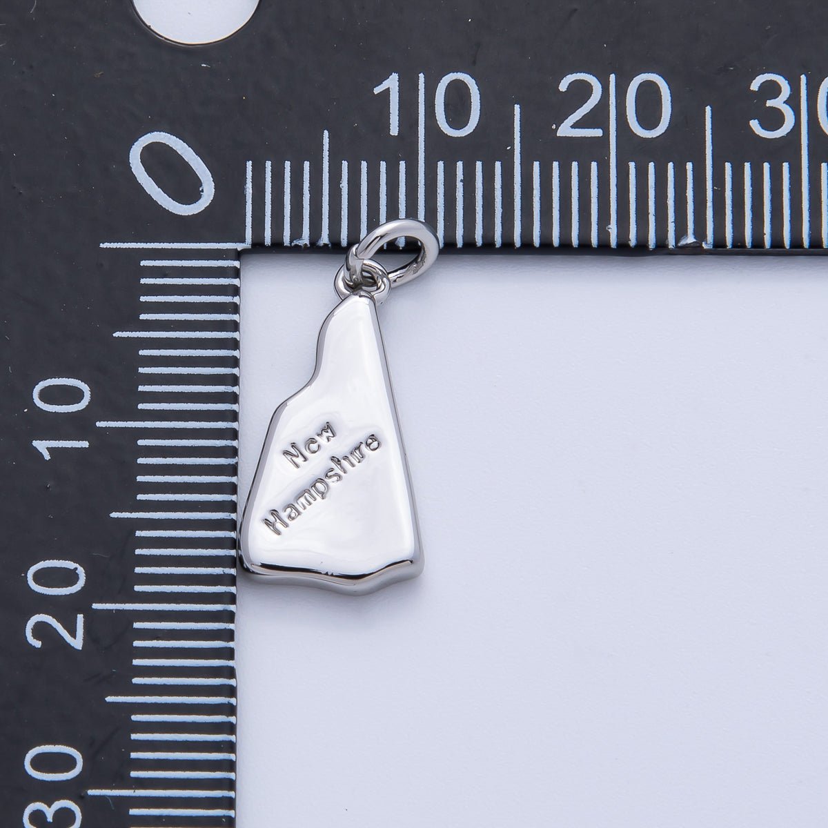 18K Gold Filled United States of America State Map Charm in Gold & Silver | AK064 - AK113 - DLUXCA