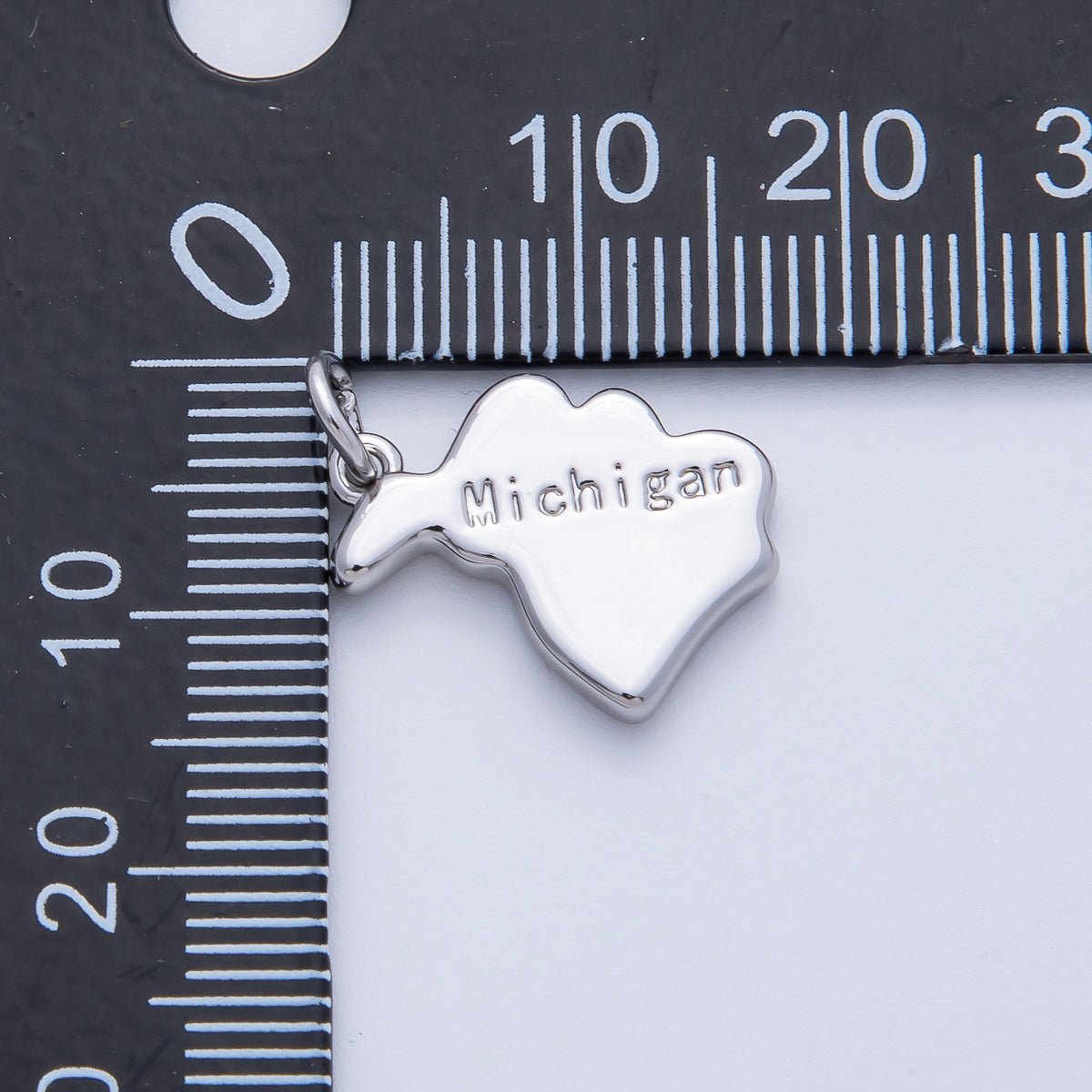 18K Gold Filled United States of America State Map Charm in Gold & Silver | AK064 - AK113 - DLUXCA