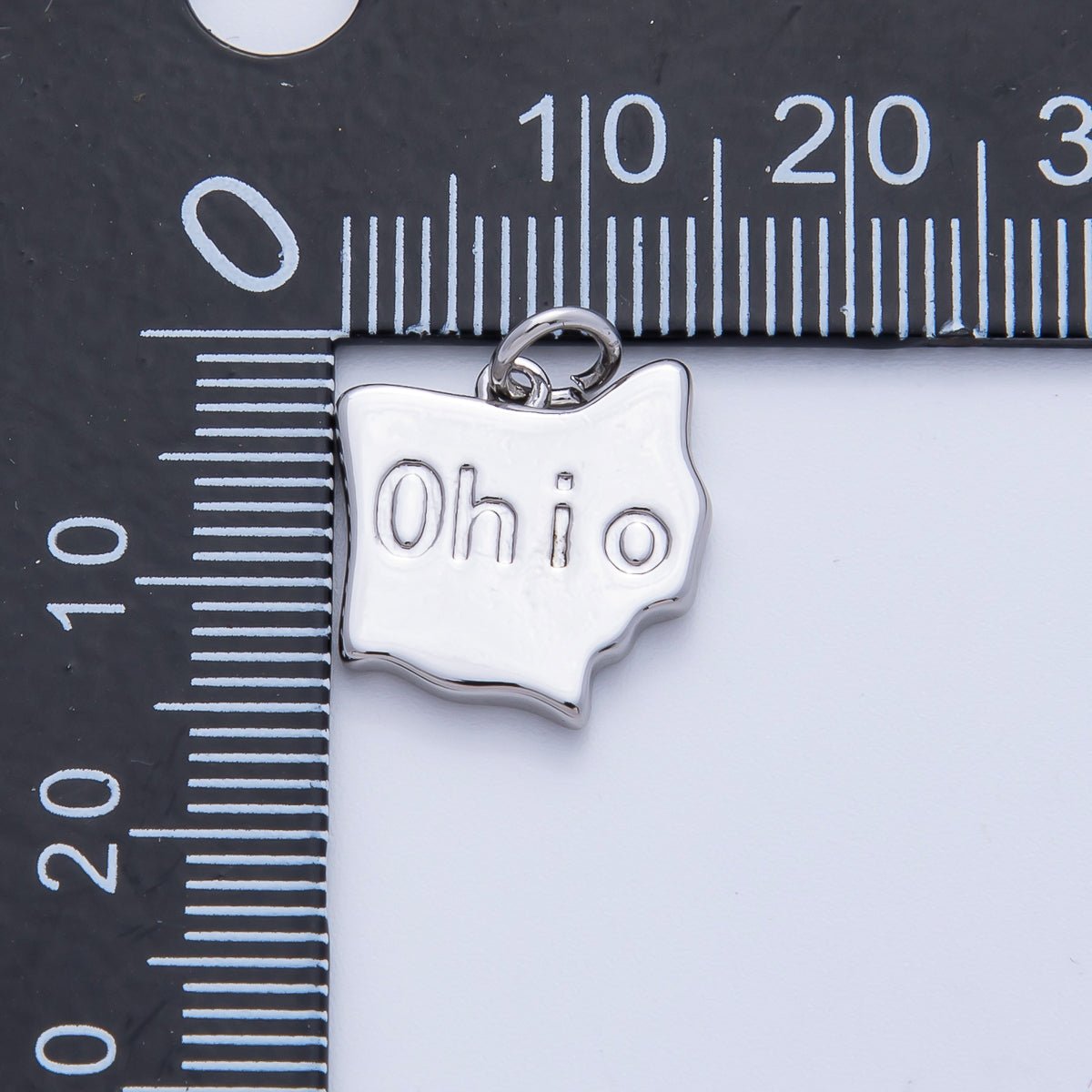 18K Gold Filled United States of America State Map Charm in Gold & Silver | AK064 - AK113 - DLUXCA