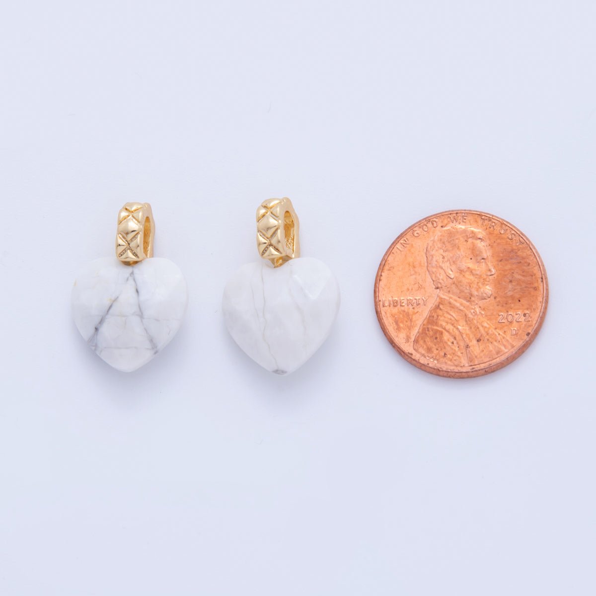18K Gold Filled White Howlite Gemstone Heart Quilted Bail Pendant | AF358 - DLUXCA