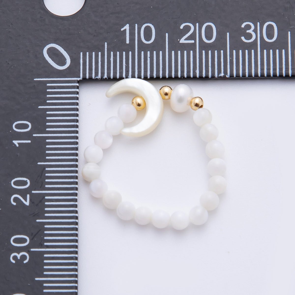 18K Gold Filled White Quartz Crescent Moon Shell Pearl Bead Stretch Ring | O050 - DLUXCA