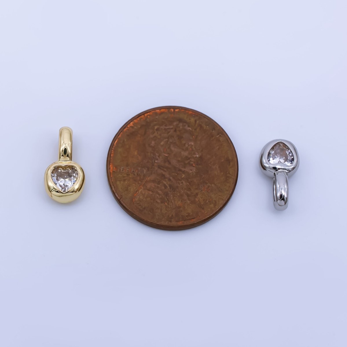 24K Gold Filled 11mm Bezel Framed Clear Heart - Shaped CZ Pendant in Gold & Silver | AA1611 - DLUXCA