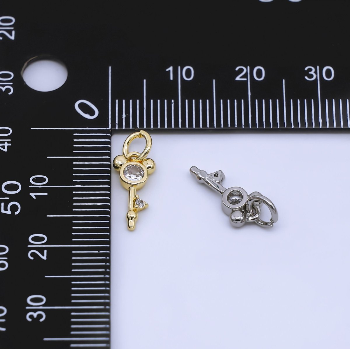 24K Gold Filled 12.5mm Clear CZ Mouse Key Charm in Gold & Silver | AJ00473 - DLUXCA