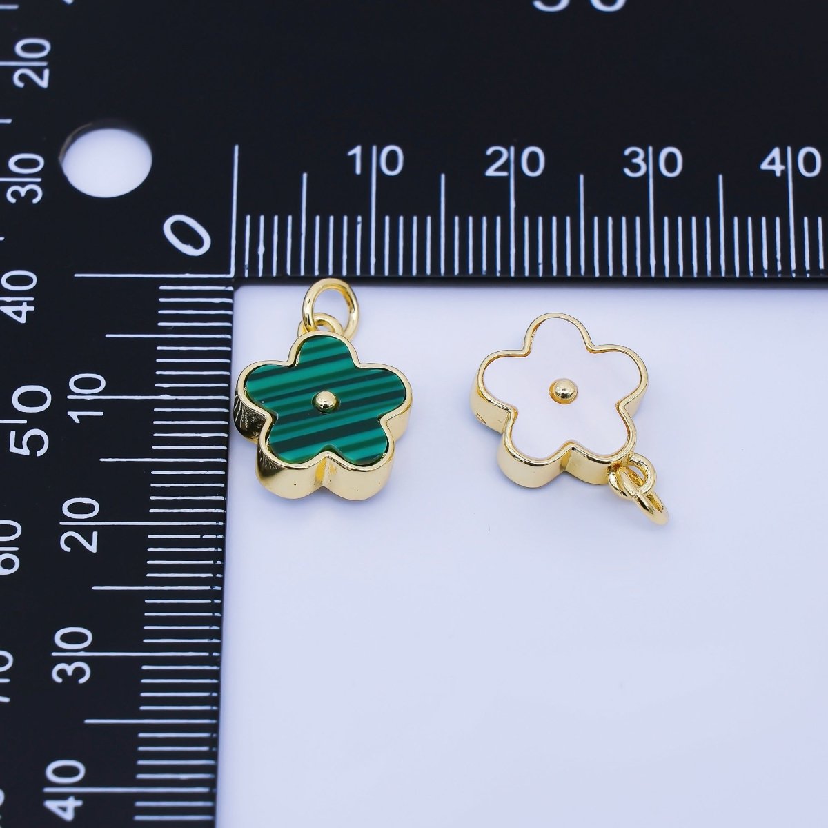 24K Gold Filled 12mm Double Sided Daisy Charm Malachite Flower Jewelry | AF1620 - DLUXCA