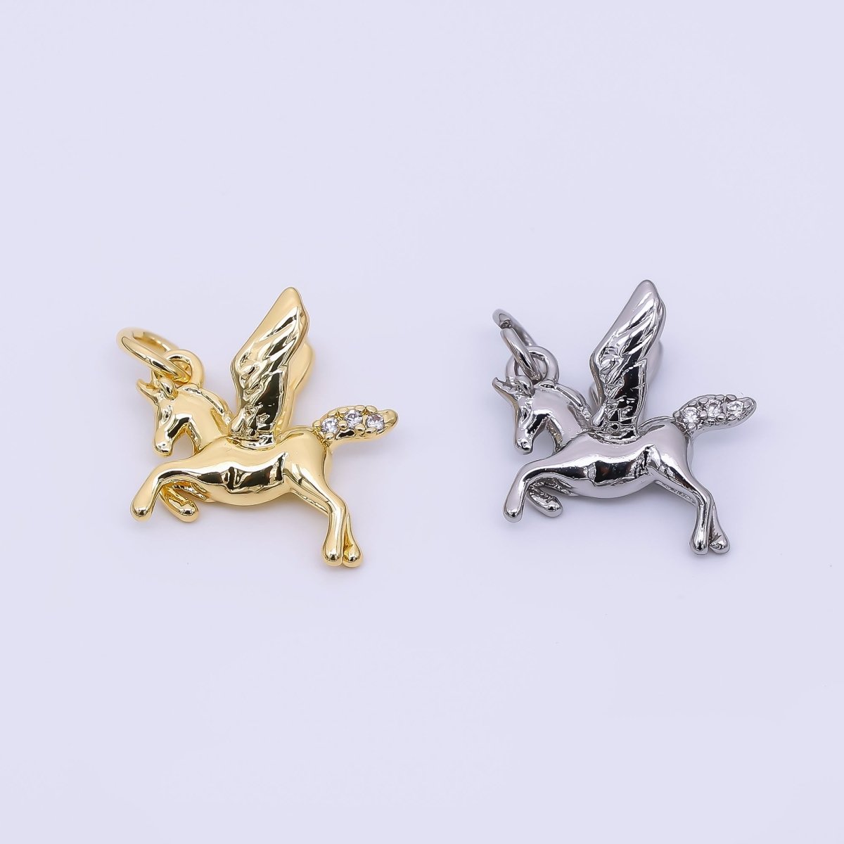 24K Gold Filled 13mm Pegasus Unicorn Horse Animal Charm in Gold & Silver | AH - 552 - DLUXCA