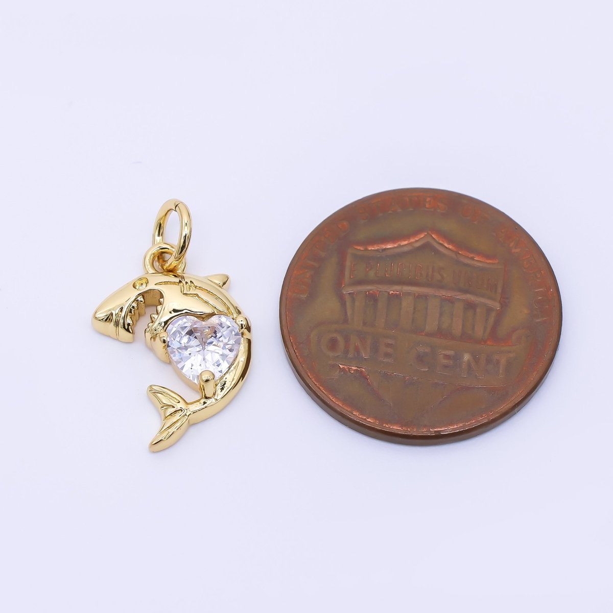 24K Gold Filled 15mm Heart - Shaped CZ Sea Creature Wild Shark Animal Charm | AJ395 - DLUXCA