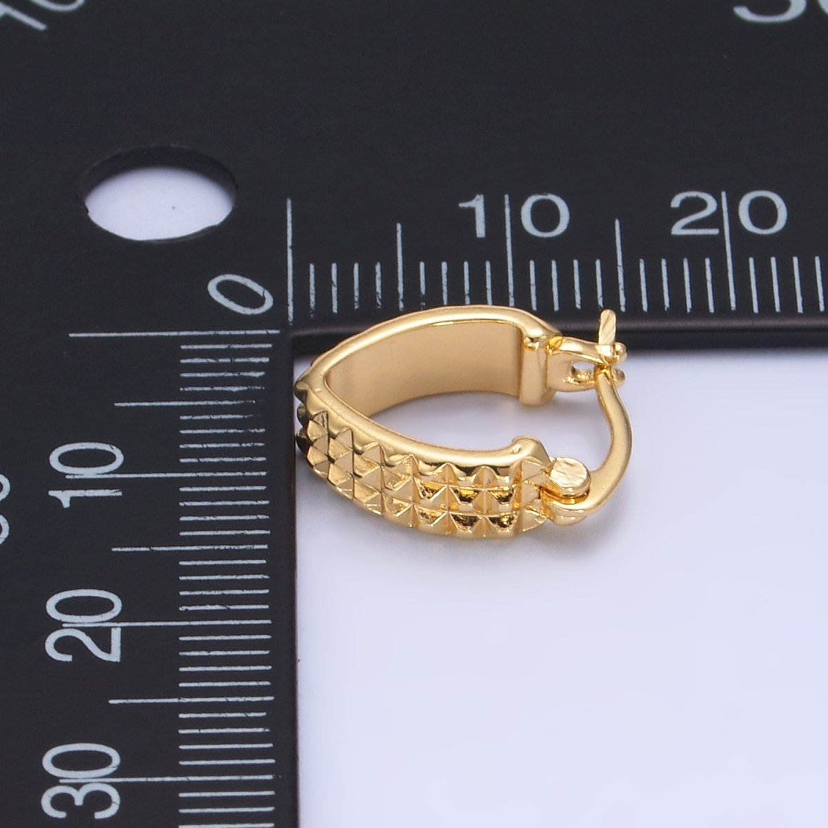 24K Gold Filled 15mm Multifaceted Edged Triangle Latch Hoop Earrings | AB670 - DLUXCA