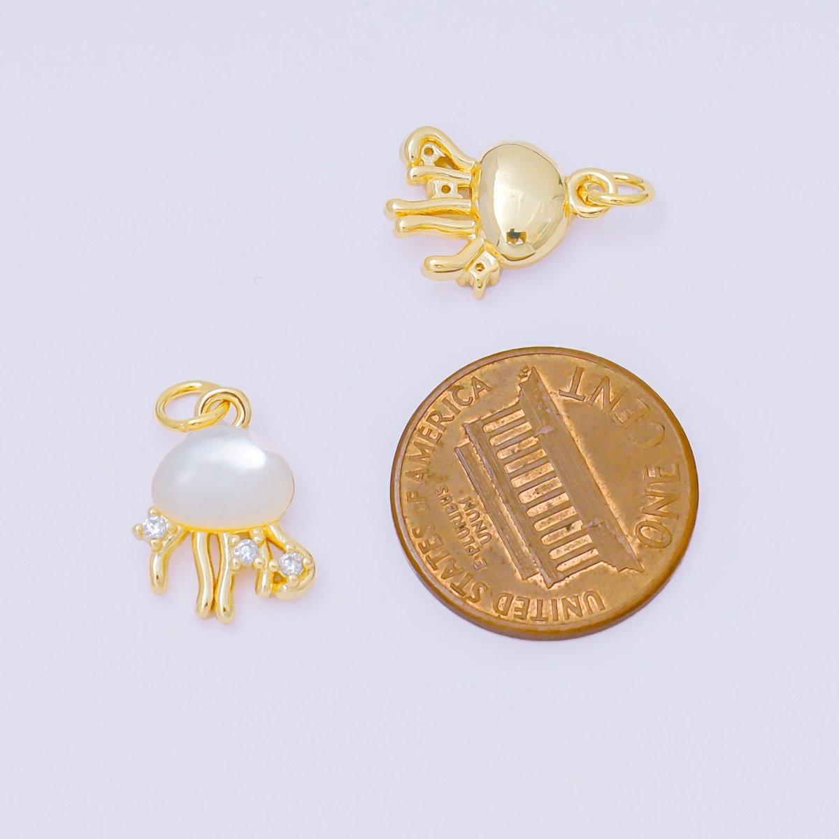 24K Gold Filled 15mm Round CZ Sea Creature Jellyfish Shell Pearl Charm | AC1590 - DLUXCA